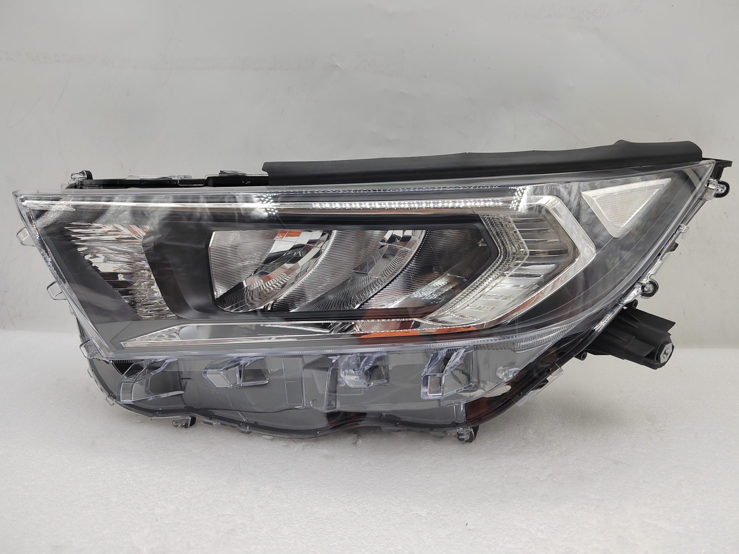 TOYOTA RAV4 V XA50 2019-2021 LED L.H.S HEADLIGHT ASSEMBLY