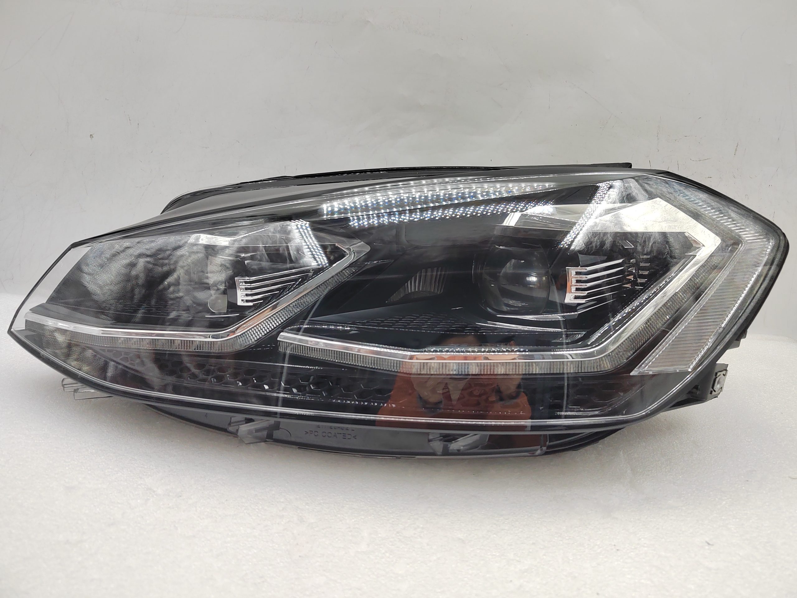 VOLKSWAGEN GOLF 2017-2019 LED L.H.S HEADLIGHT ASSEMBLY