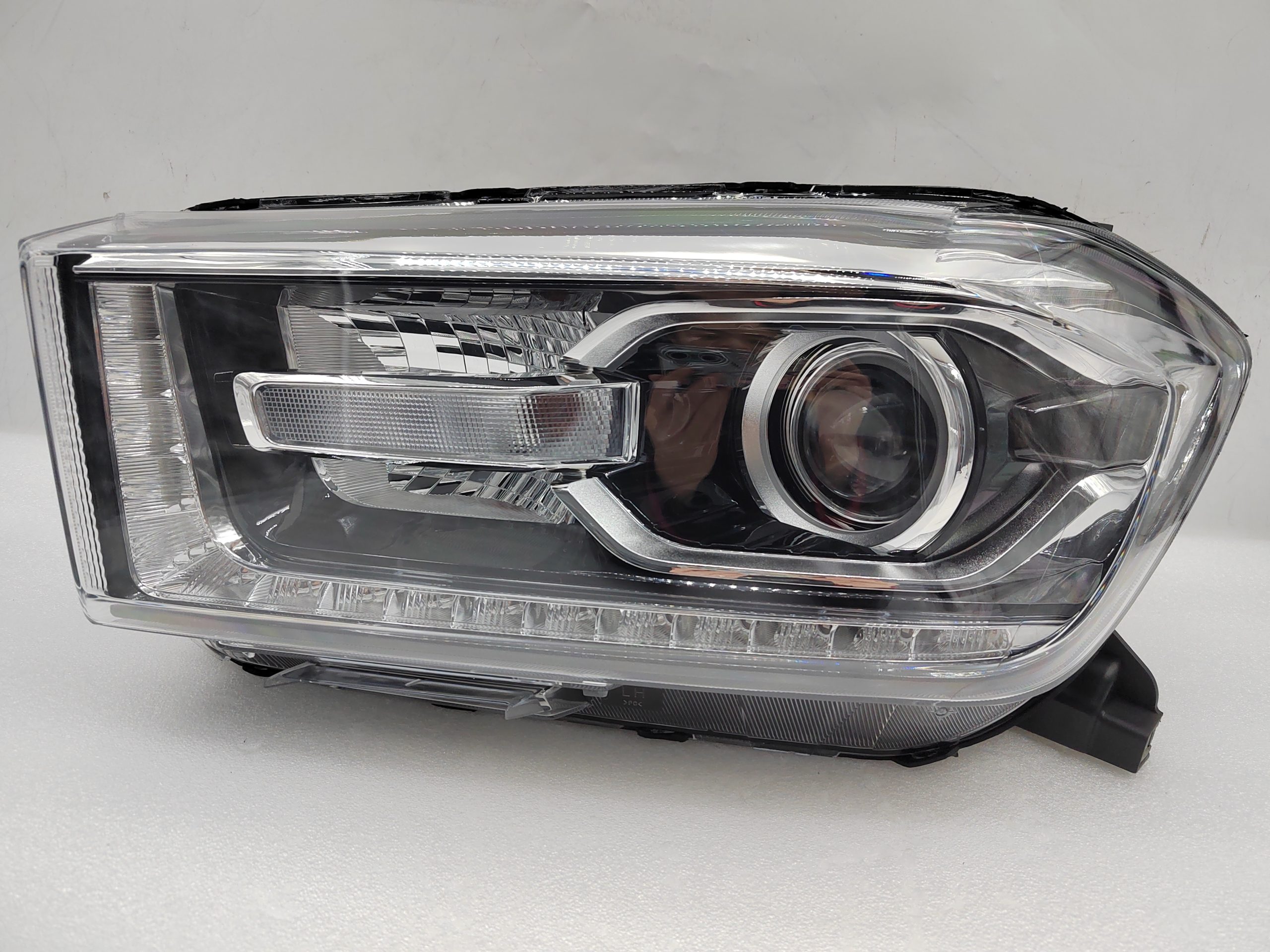 MAXUS LDV T60 2017-2020 LED L.H.S HEADLIGHT ASSEMBLY