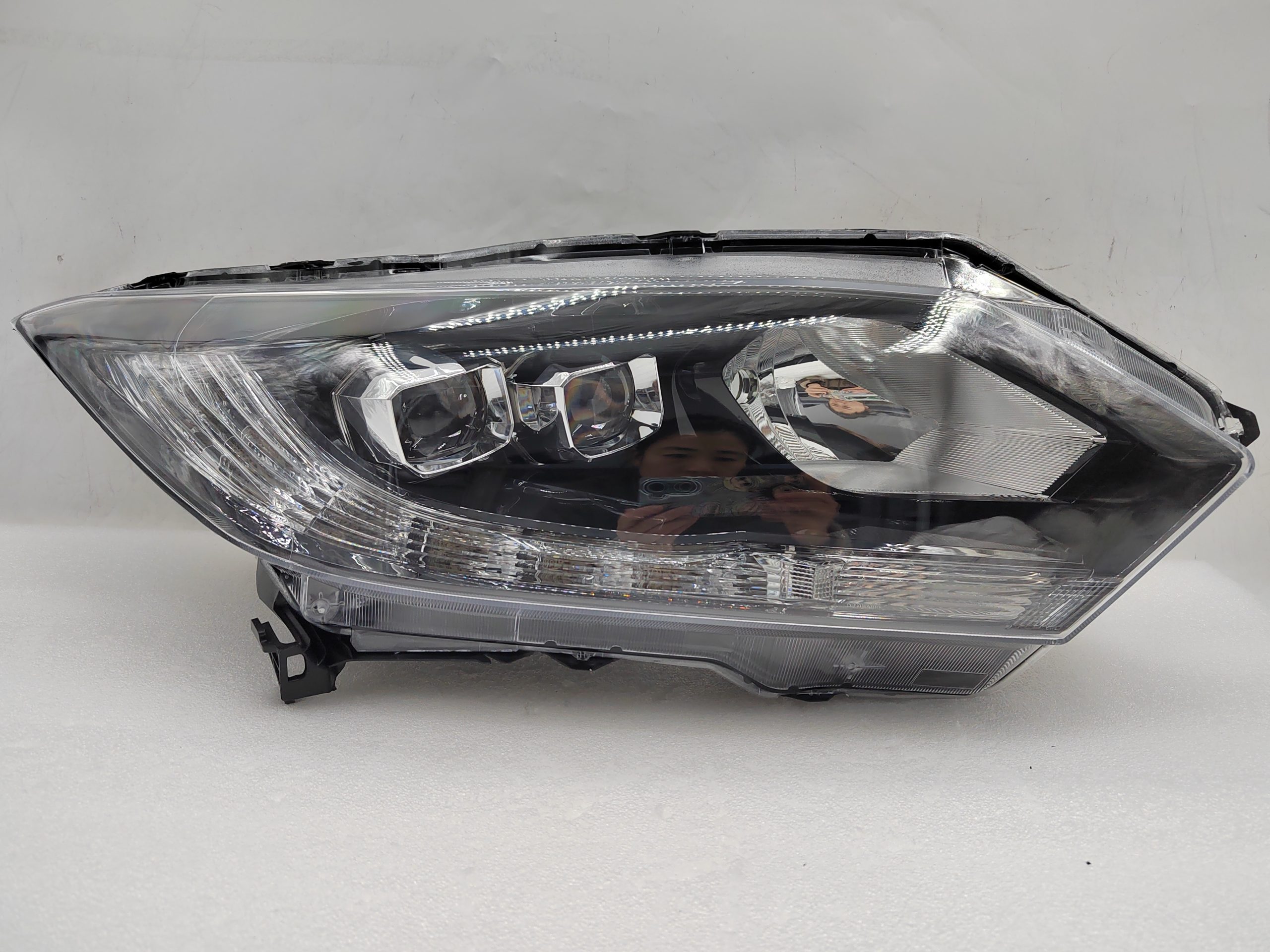 HONDA HR-V 2015-2018 LED R.H.S HEADLIGHT ASSEMBLY