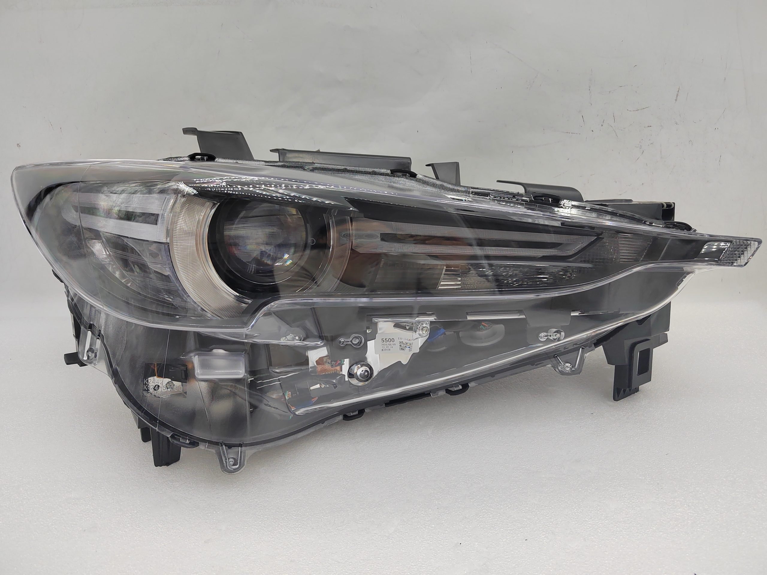MAZDA CX-5 2017-2021 LED R.H.S HEADLIGHT ASSEMBLY