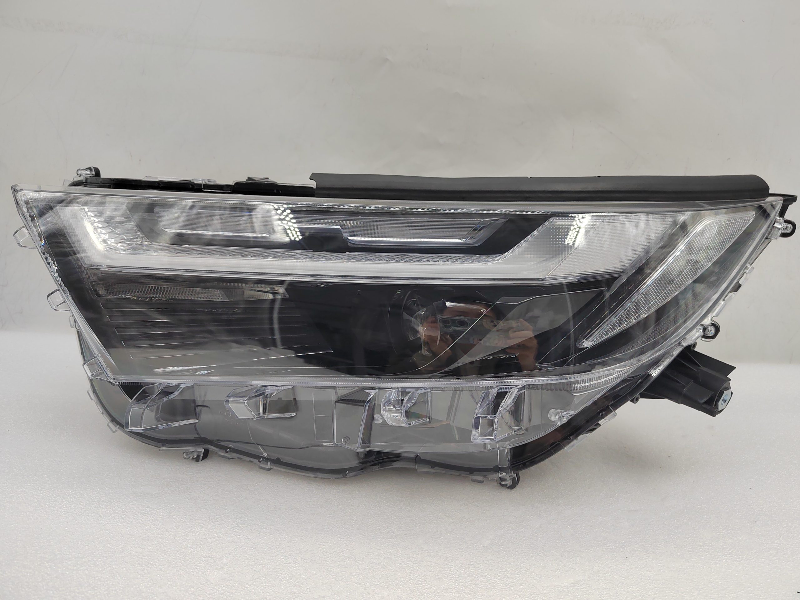 TOYOTA RAV4 2022-2023 LED L.H.S HEADLIGHT ASSEMBLY