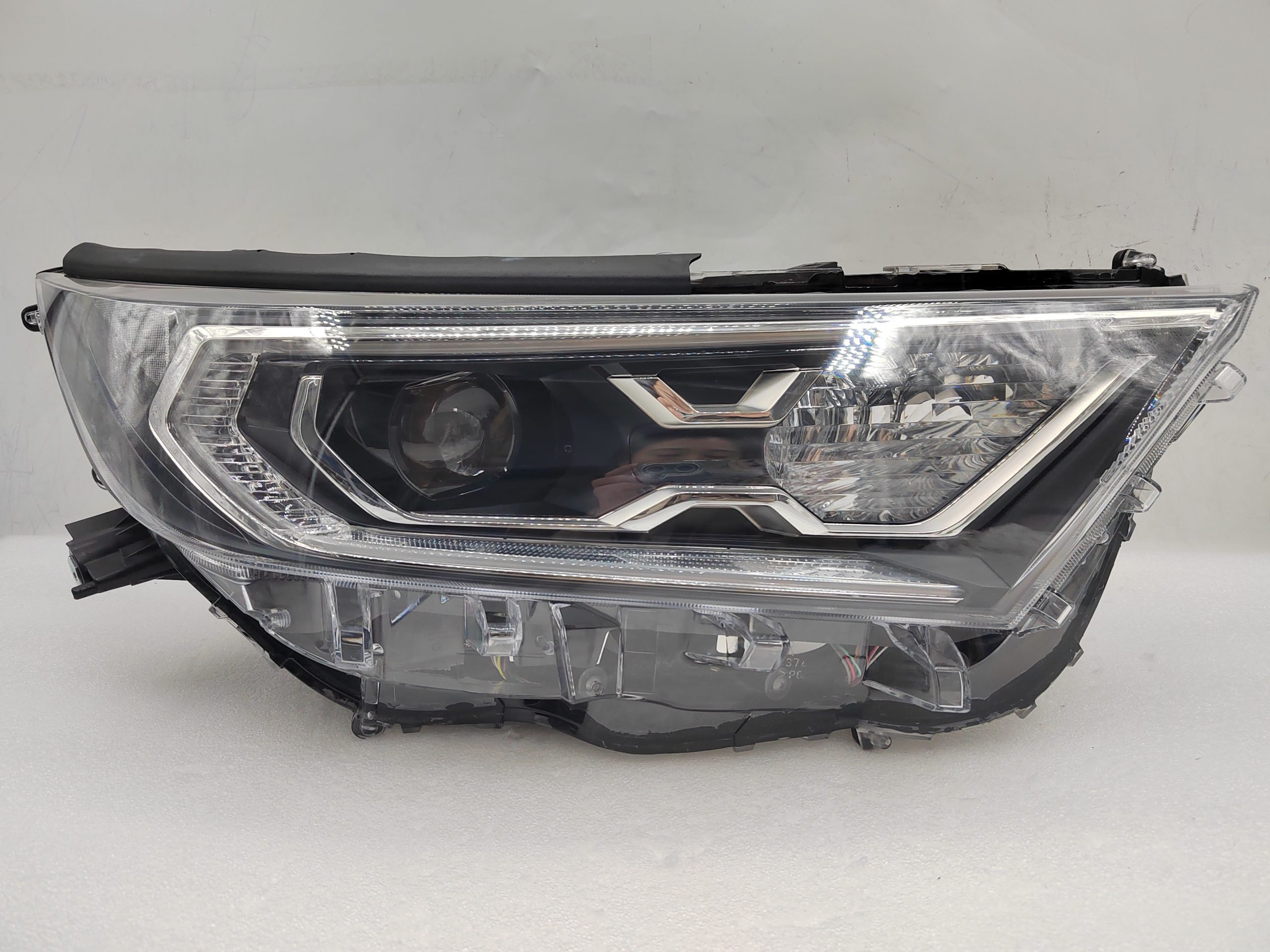 TOYOTA RAV4 V XA50 2019-2021 LED R.H.S HEADLIGHT ASSEMBLY