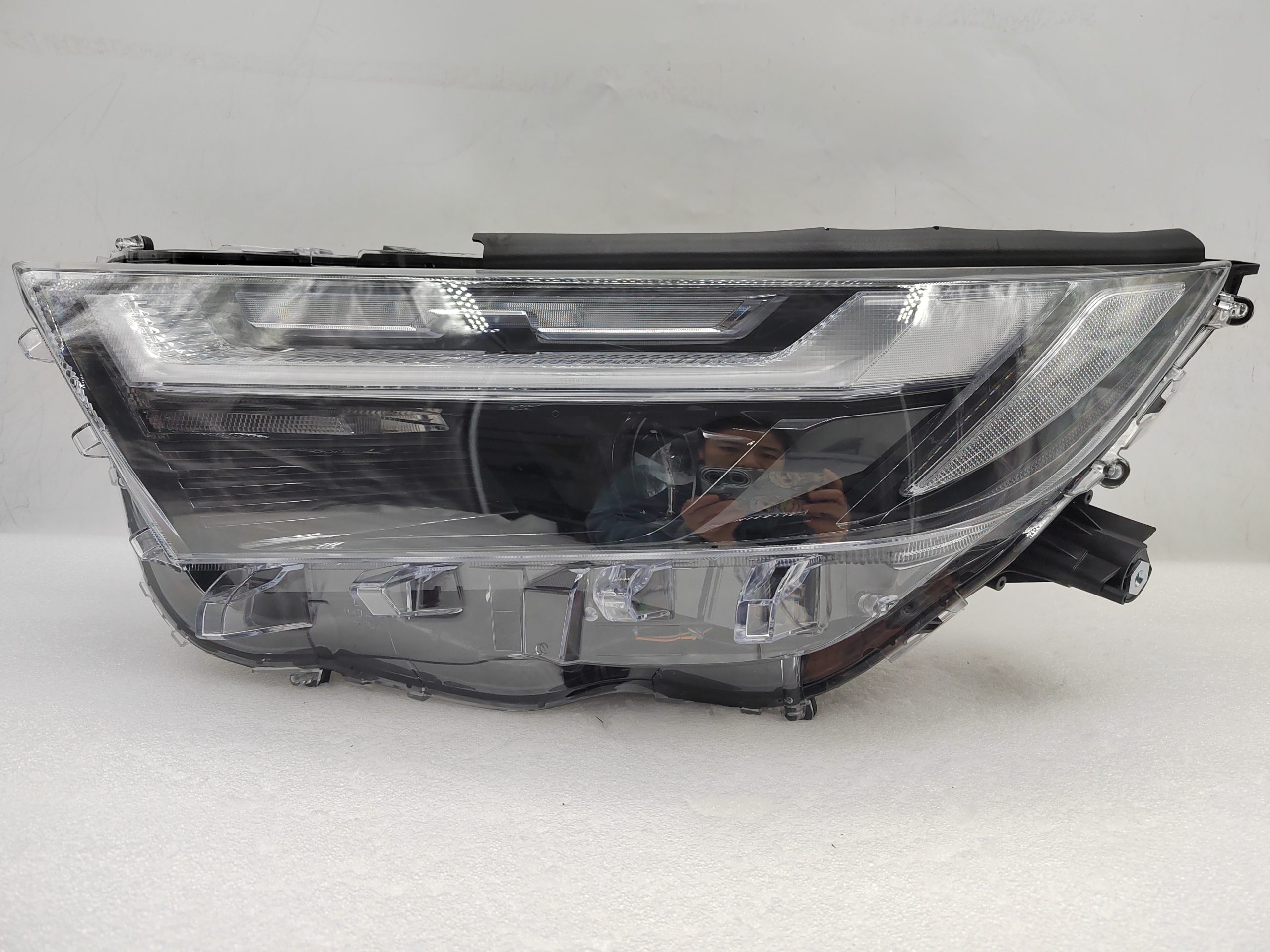 TOYOTA RAV4 2022-2023 LED L.H.S HEADLIGHT ASSEMBLY