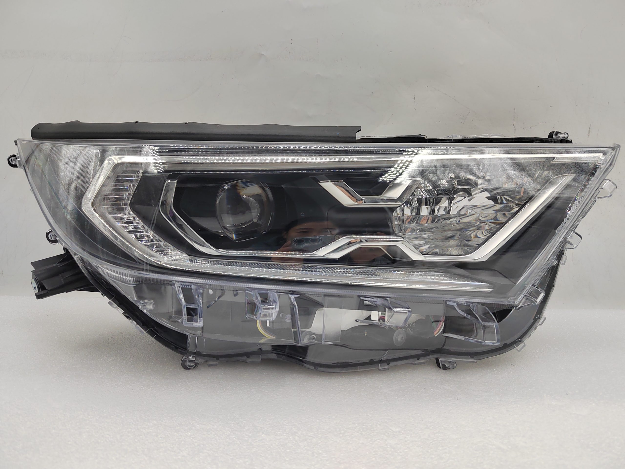TOYOTA RAV4 V XA50 2019-2021 LED R.H.S HEADLIGHT ASSEMBLY