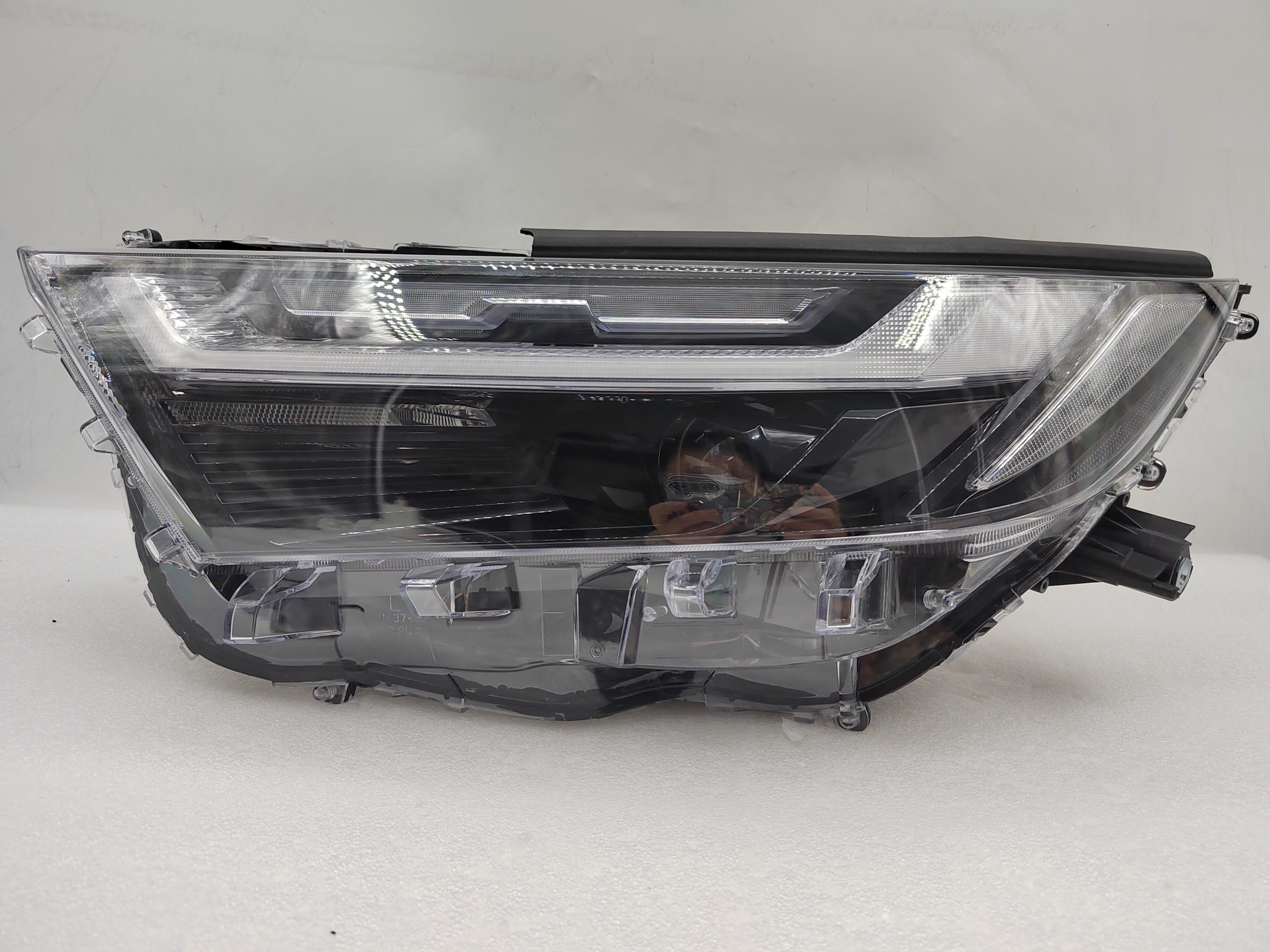 TOYOTA RAV4 2022-2023 LED L.H.S HEADLIGHT ASSEMBLY