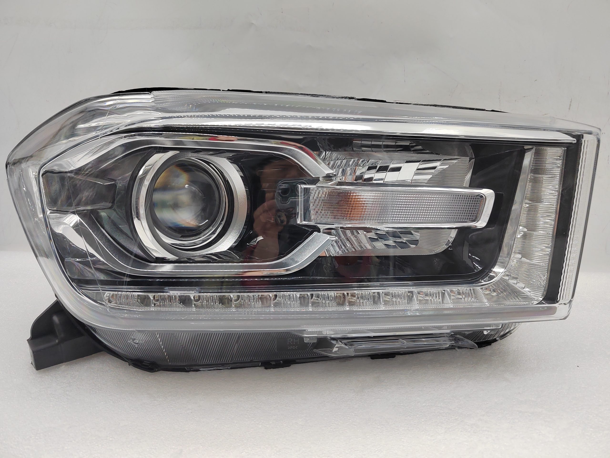 MAXUS LDV T60 2017-2020 LED R.H.S HEADLIGHT ASSEMBLY