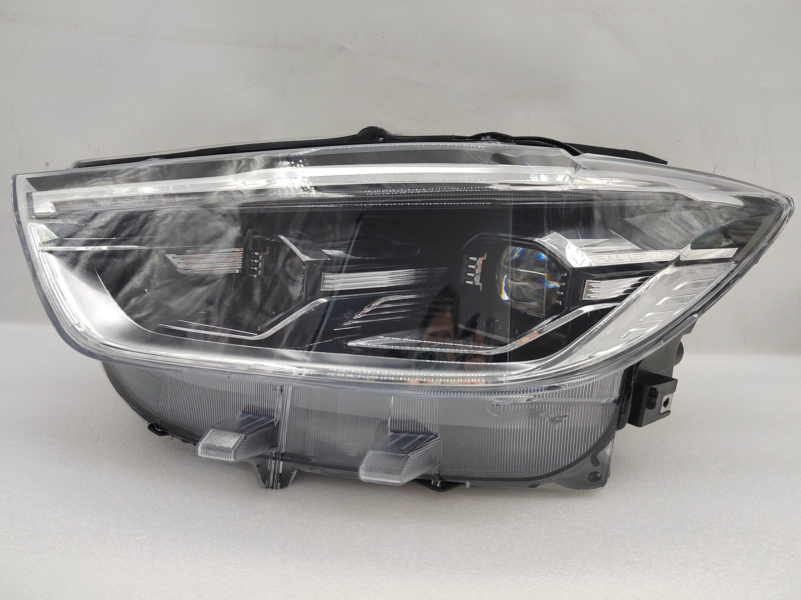 MAXUS LDV D90 2022-2024 LED L.H.S HEADLIGHT ASSEMBLY