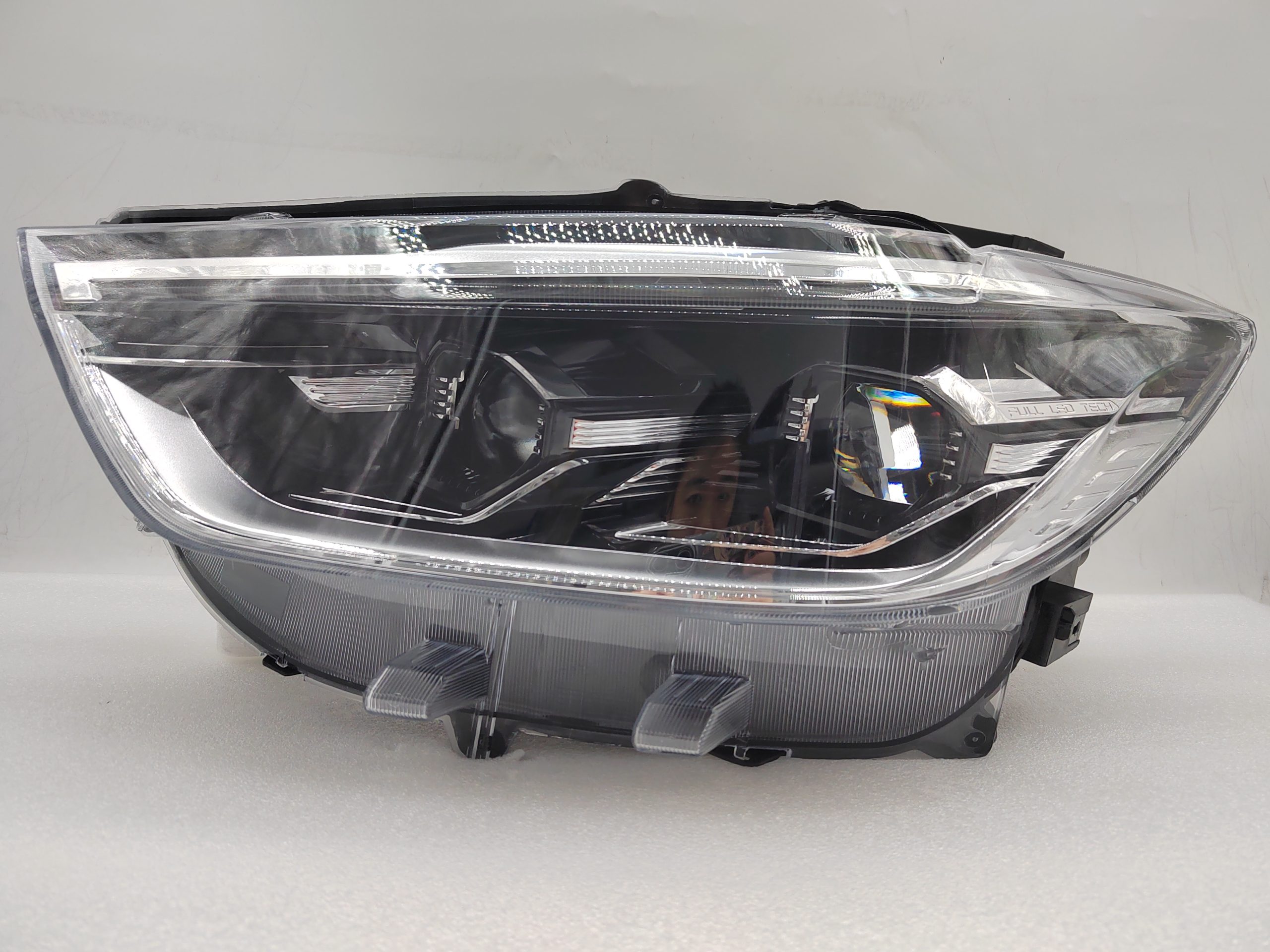 MAXUS LDV D90 2022-2024 LED L.H.S HEADLIGHT ASSEMBLY