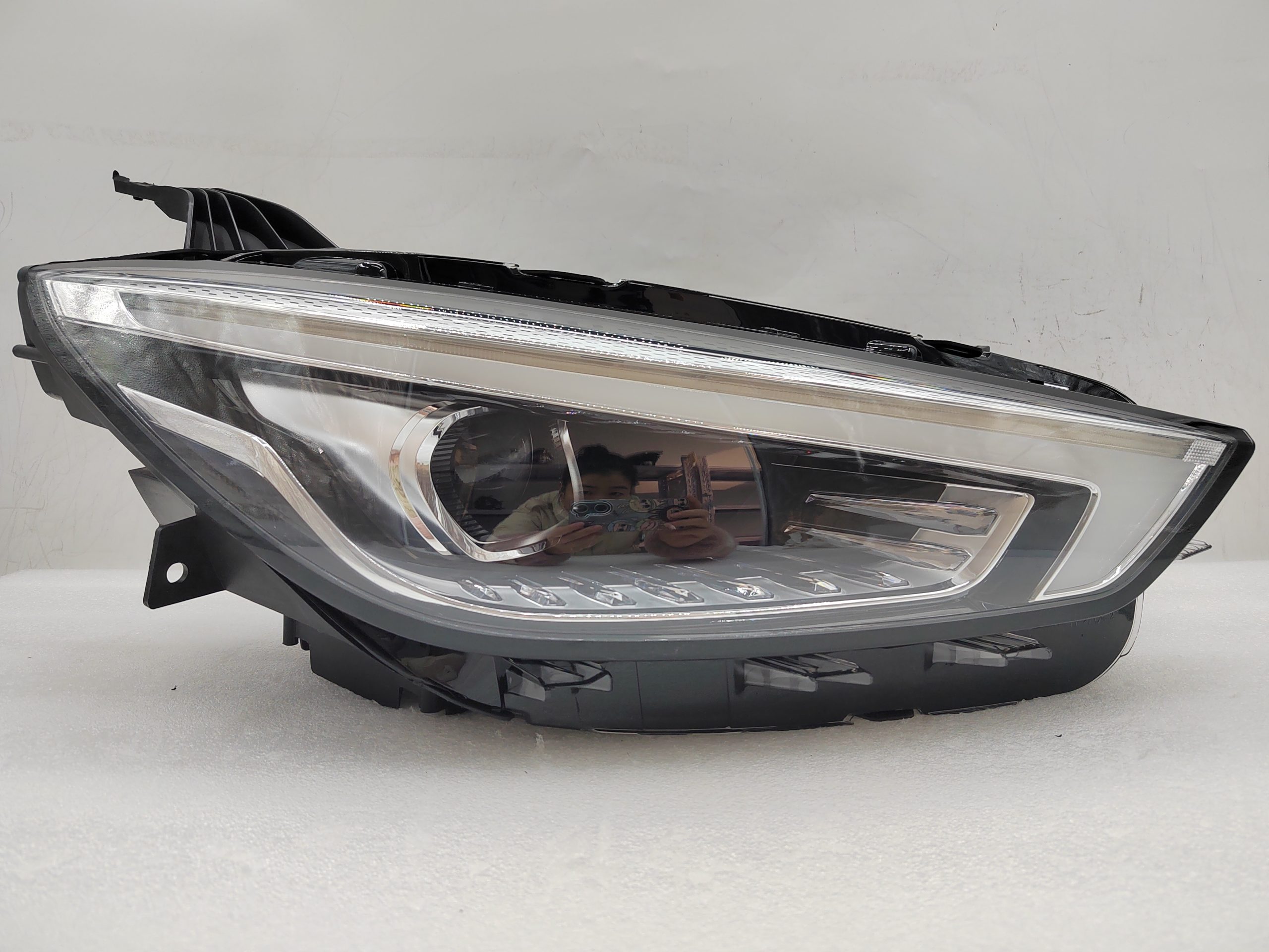MG ZST 2021-2023 LED R.H.S HEADLIGHT ASSEMBLY