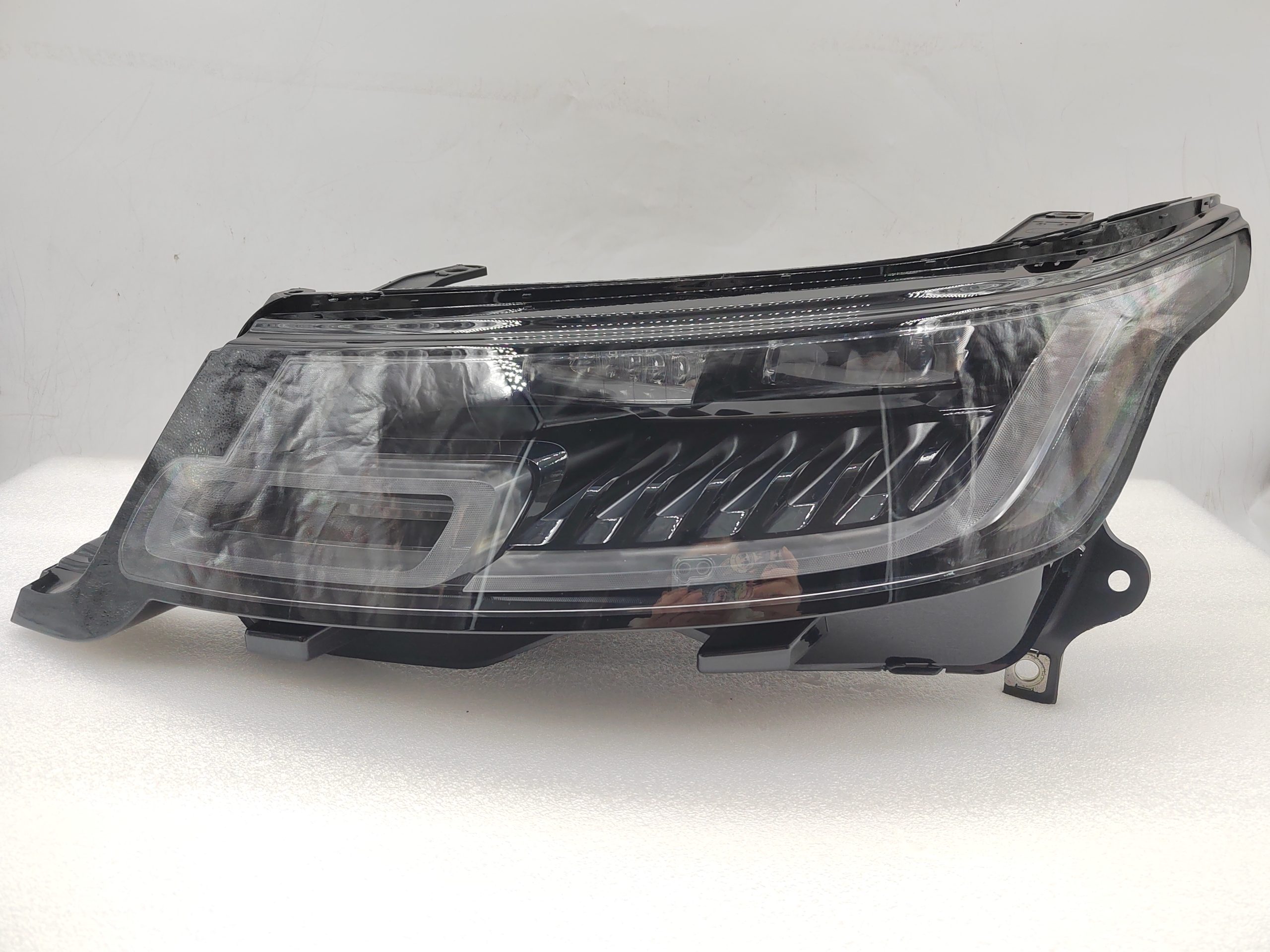 LAND ROVER RANGE ROVER SPORT 2018-2022 LED L.H.S HEADLIGHT ASSEMBLY
