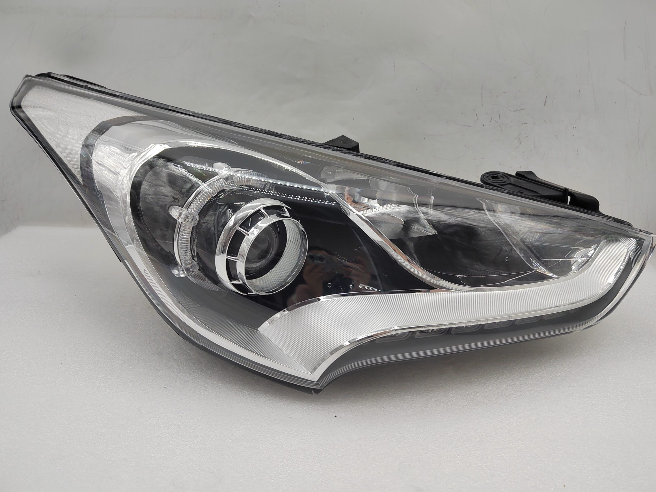 HYUNDAI VELOSTER 2011-2017 HALOGEN R.H.S HEADLIGHT ASSEMBLY