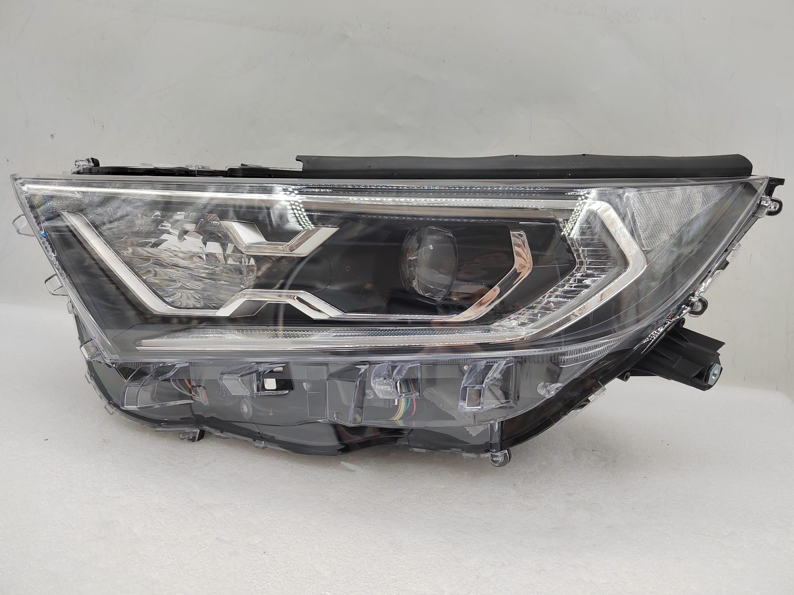 TOYOTA RAV4 V XA50 2019-2021 LED L.H.S HEADLIGHT ASSEMBLY