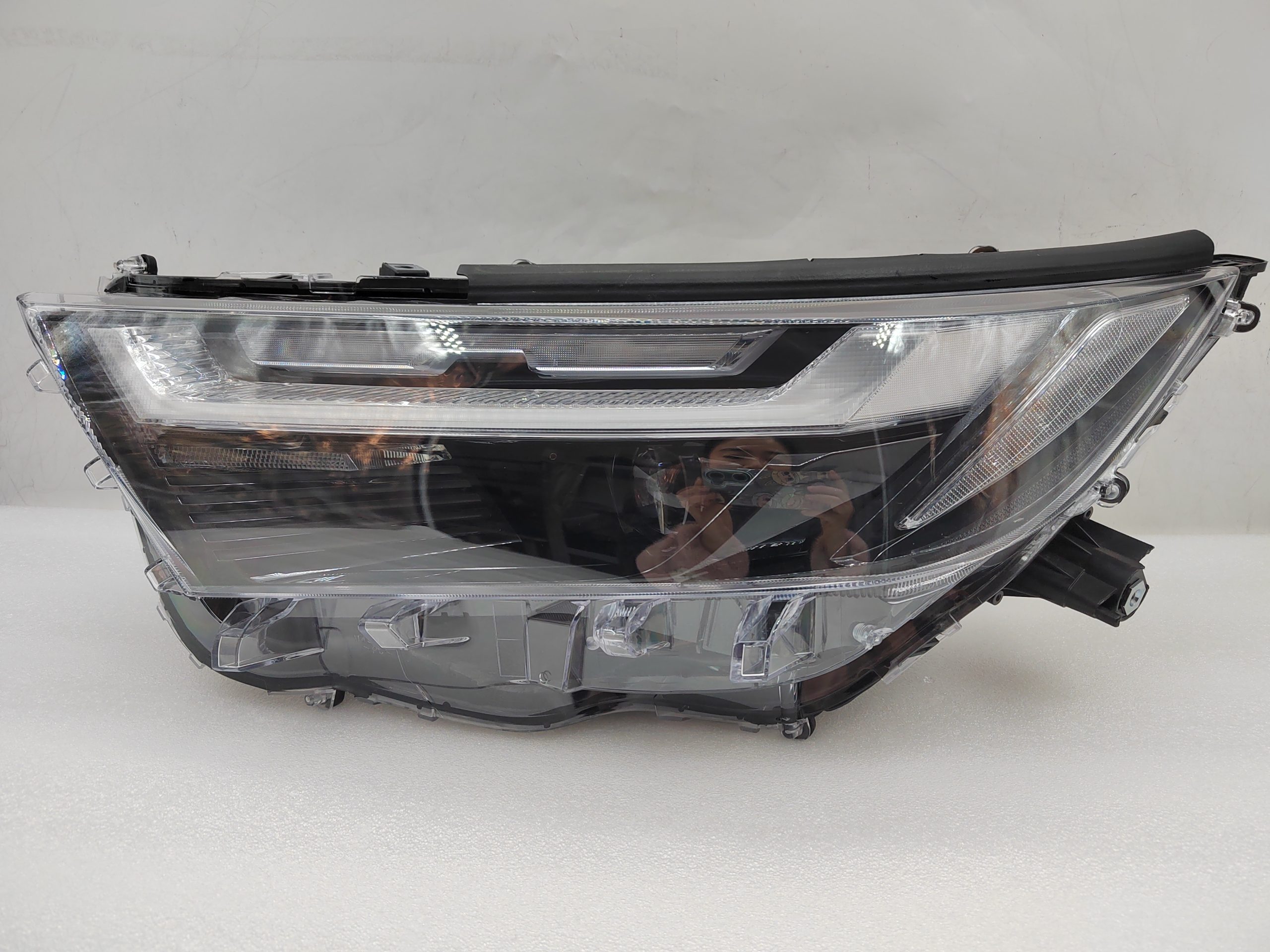 TOYOTA RAV4 2022-2023 LED L.H.S HEADLIGHT ASSEMBLY