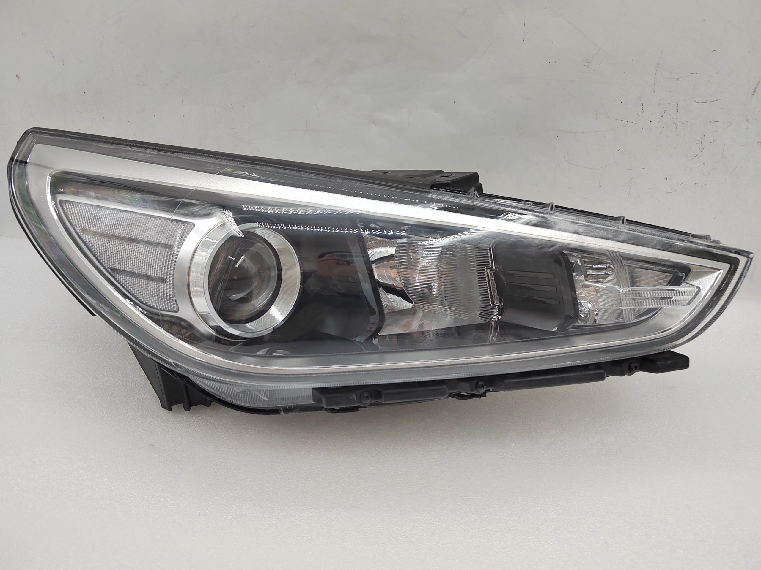 HYUNDAI I30 GO 2017-2019 HALOGEN R.H.S HEADLIGHT ASSEMBLY