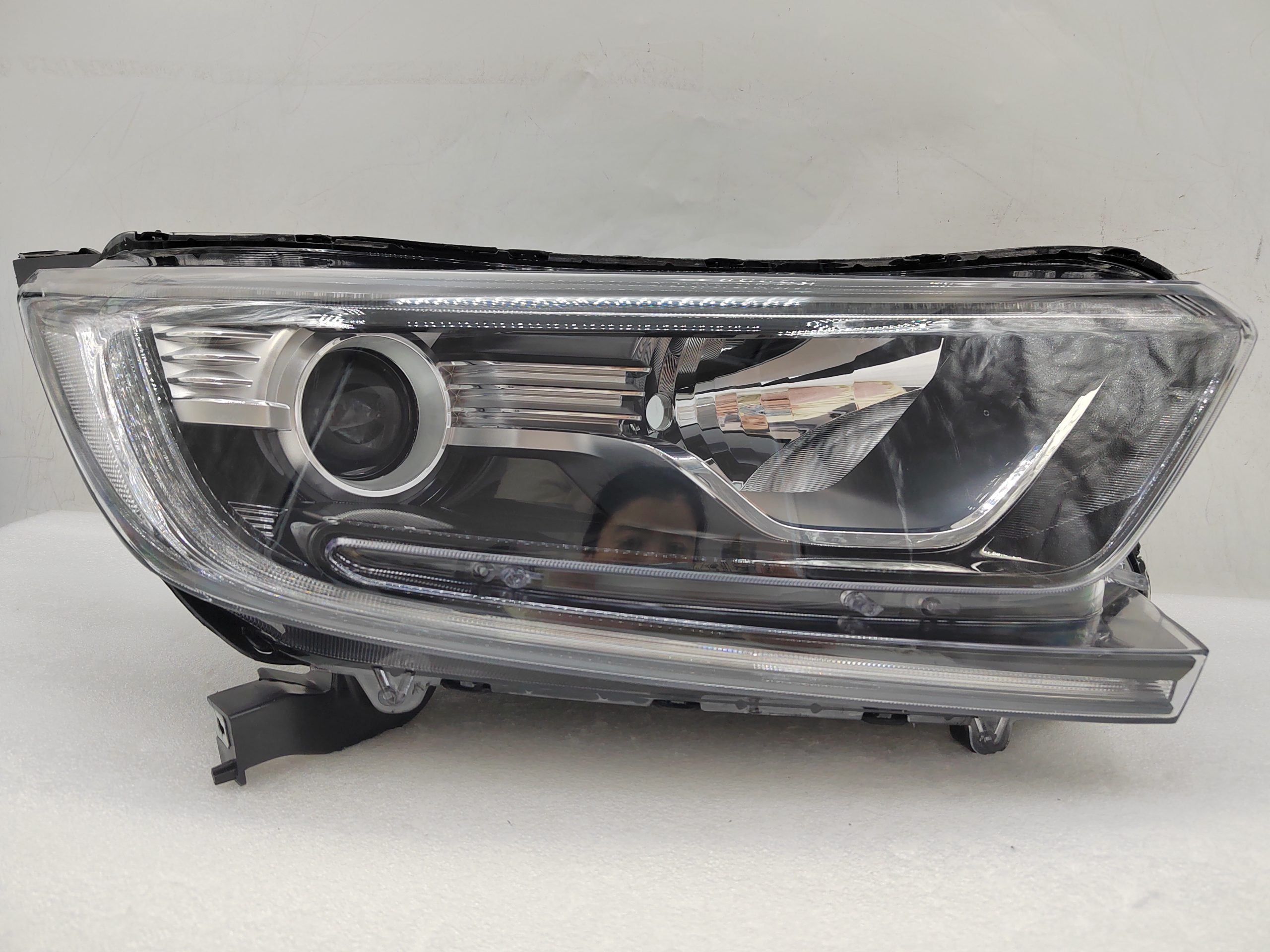 HONDA CR-V 2017-2022 HALOGEN R.H.S HEADLIGHT ASSEMBLY