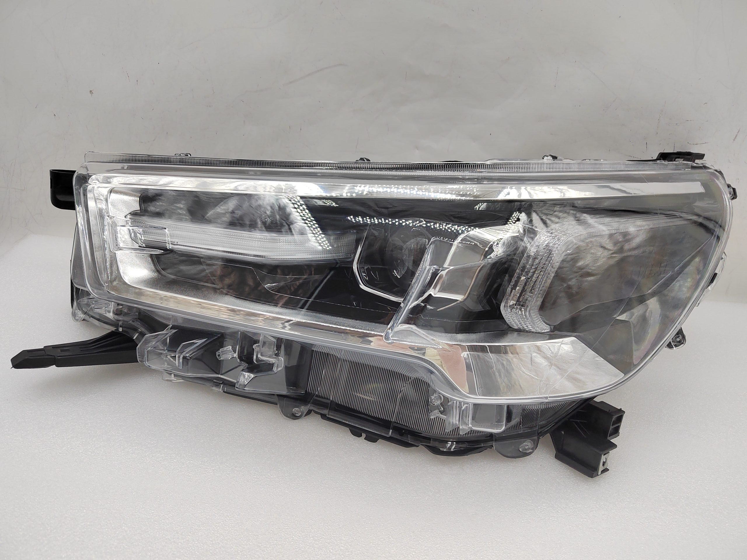 TOYOTA HILUX REVO 2020-2023 LED L.H.S HEADLIGHT ASSEMBLY