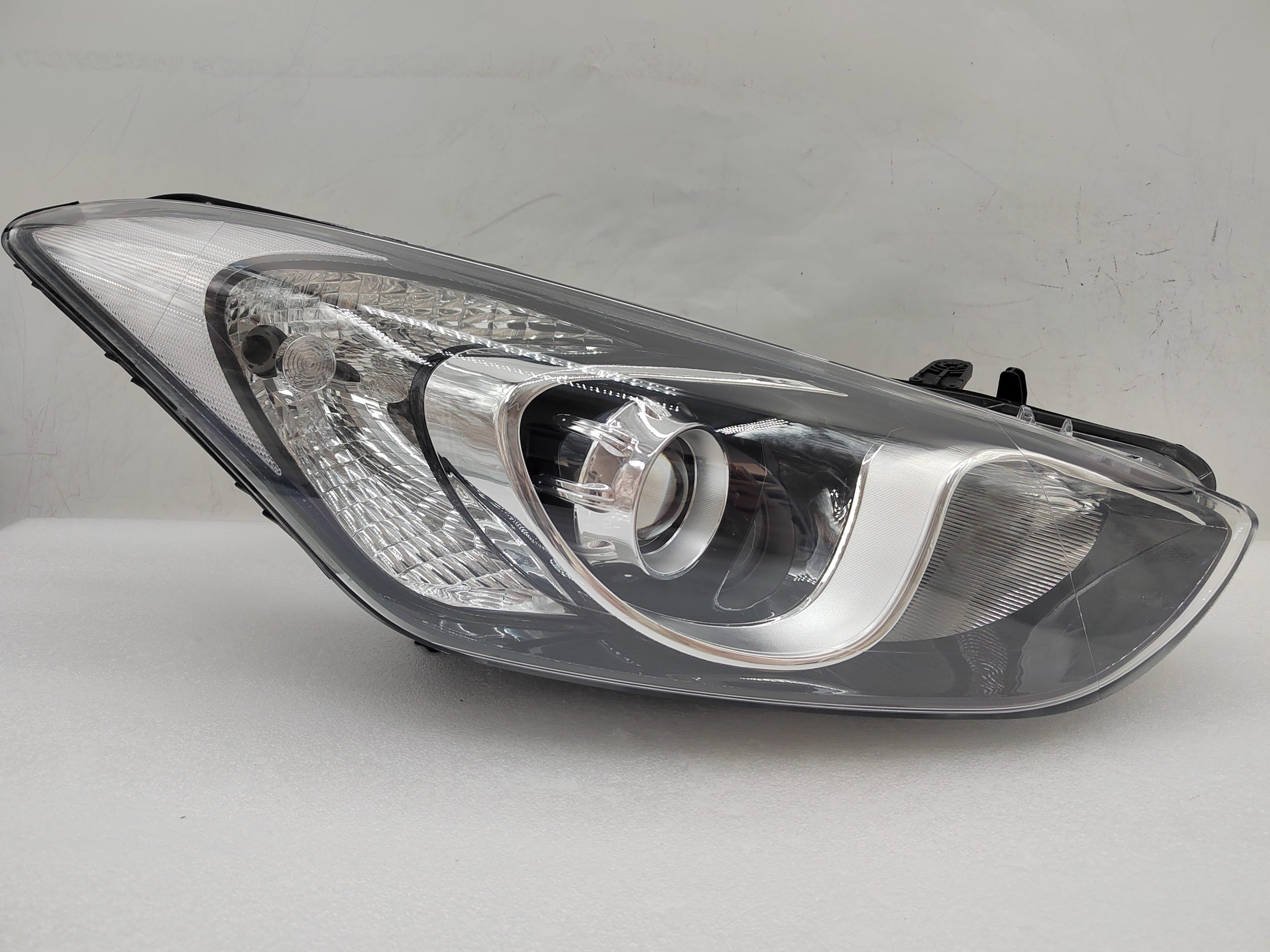 HYUNDAI I30 GD 2012-2016 HALOGEN R.H.S HEADLIGHT ASSEMBLY