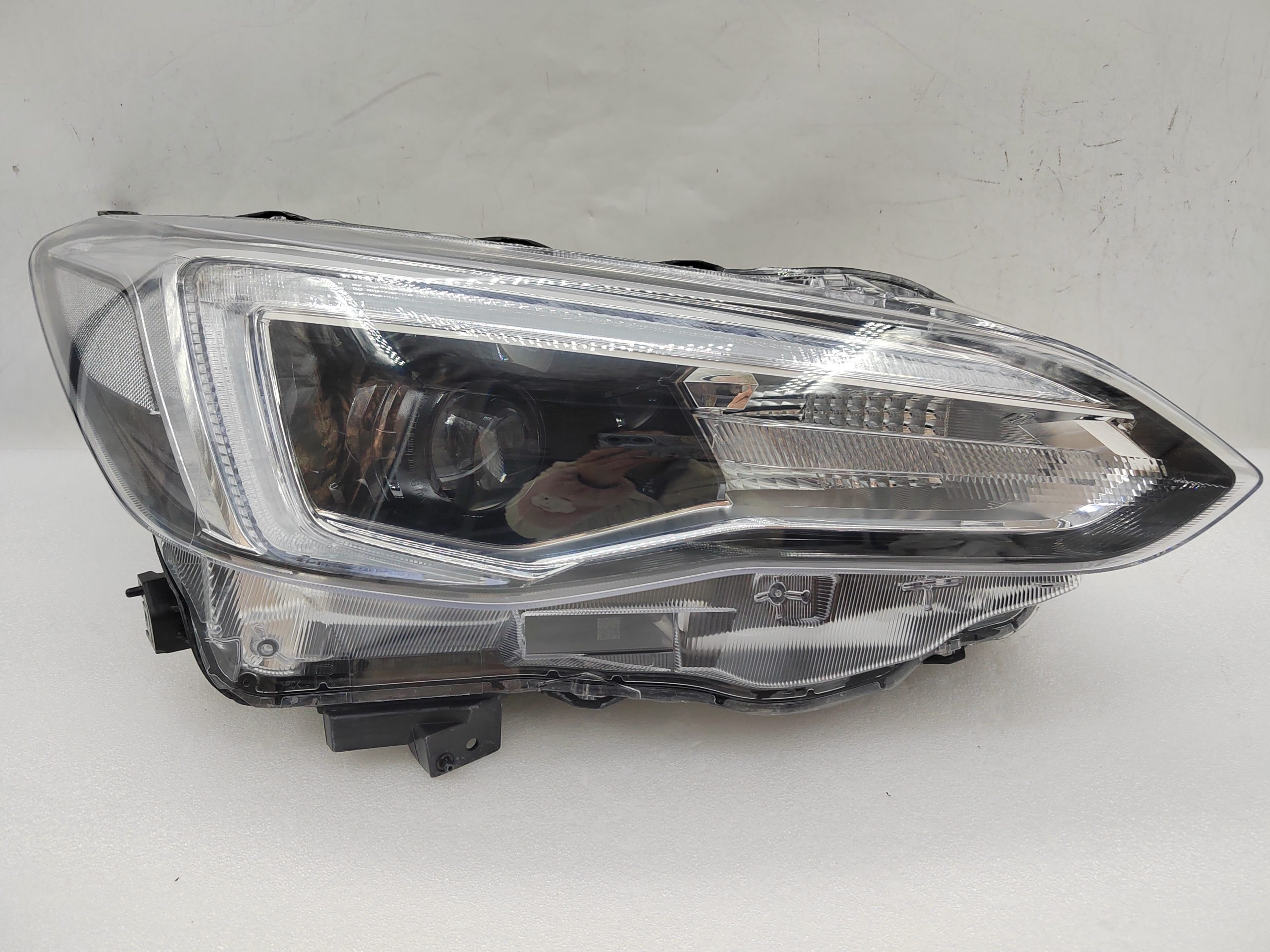 SUBARU IMPREZA XV 2020-2023 LED R.H.S HEADLIGHT ASSEMBLY