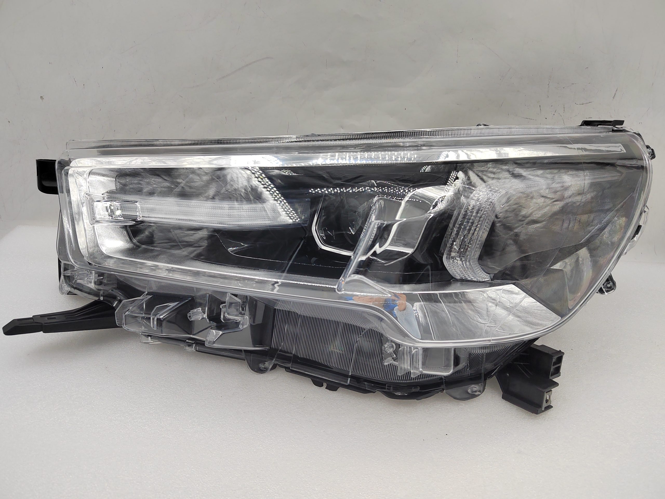 TOYOTA HILUX REVO 2020-2023 LED L.H.S HEADLIGHT ASSEMBLY