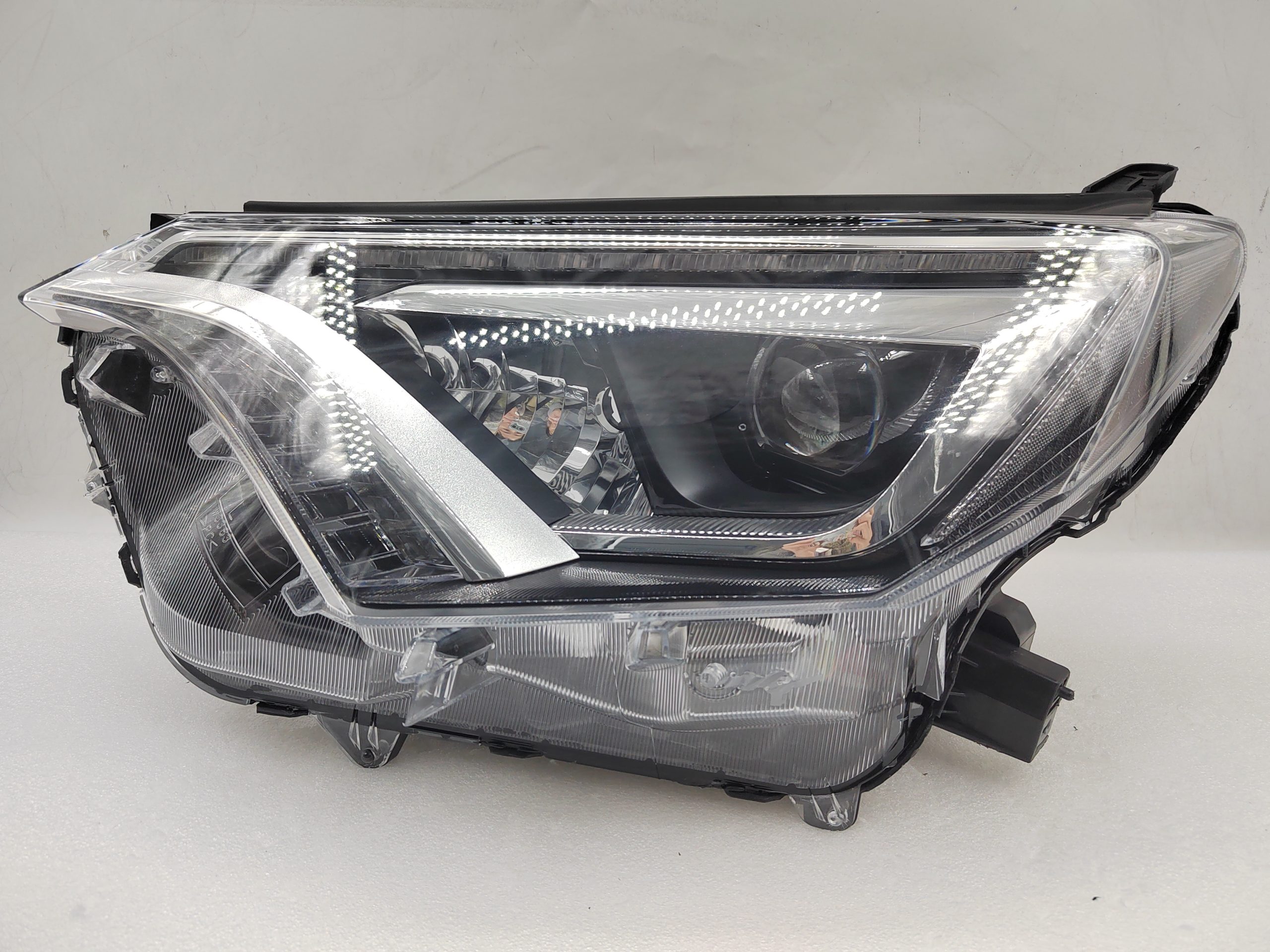 TOYOTA RAV4 4.5 XA40 2016-2018 LED L.H.S HEADLIGHT ASSEMBLY