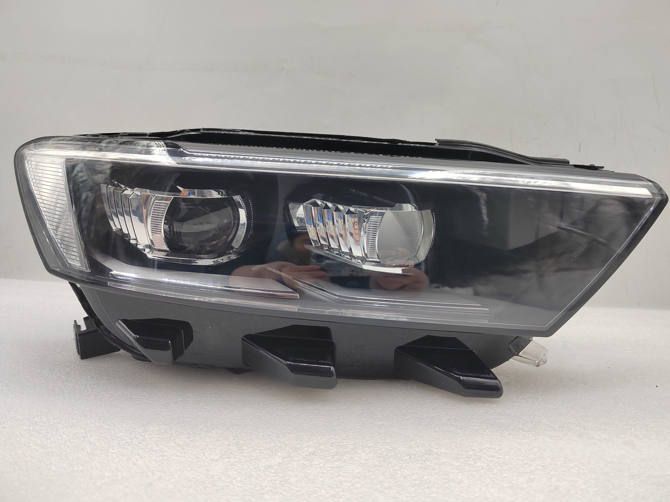 VOLKSWAGEN T-ROC 2017-2021 LED R.H.S HEADLIGHT ASSEMBLY