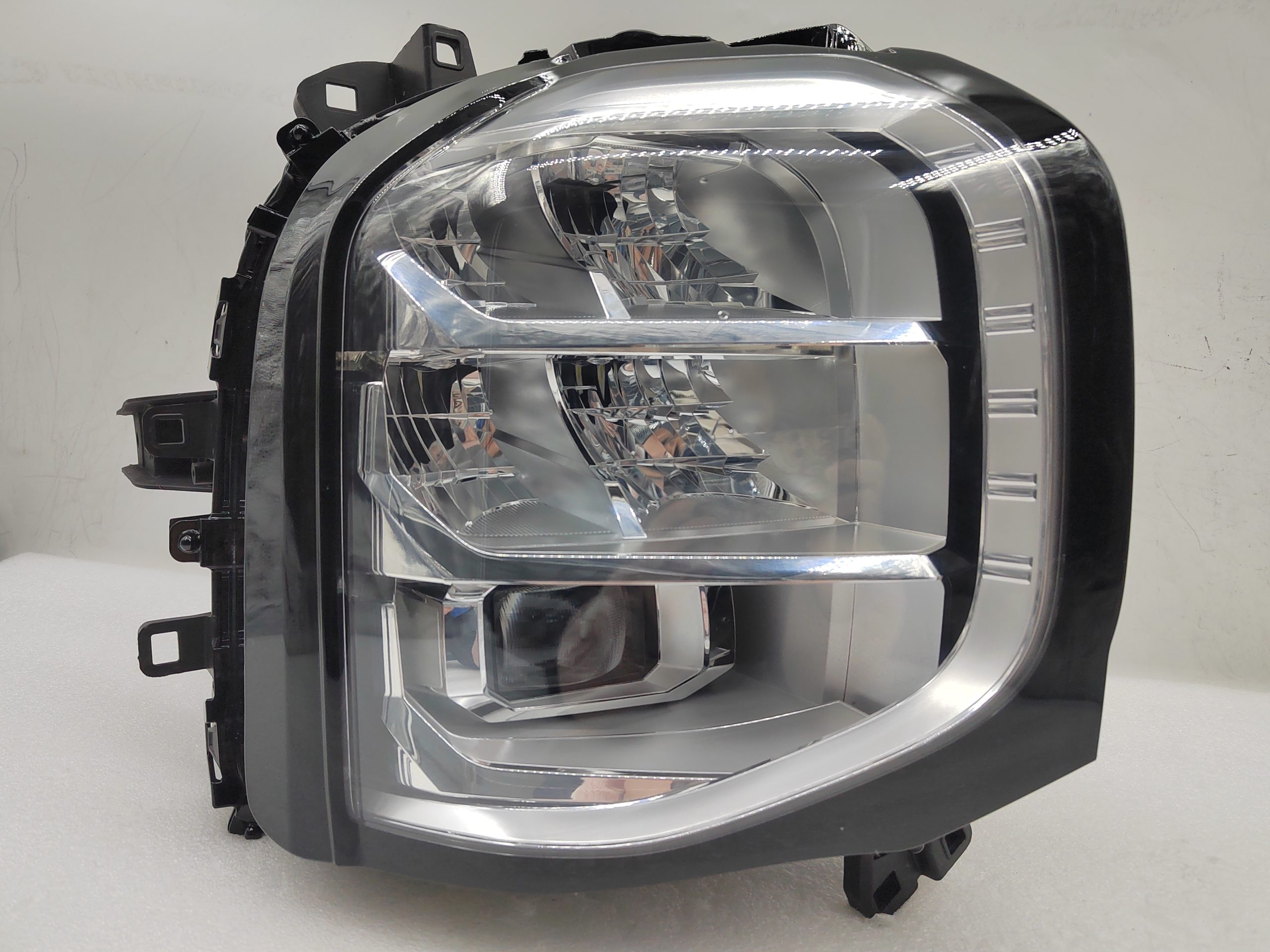 MITSUBISHI OUTLANDER 2021-2023 LED R.H.S HEADLIGHT ASSEMBLY