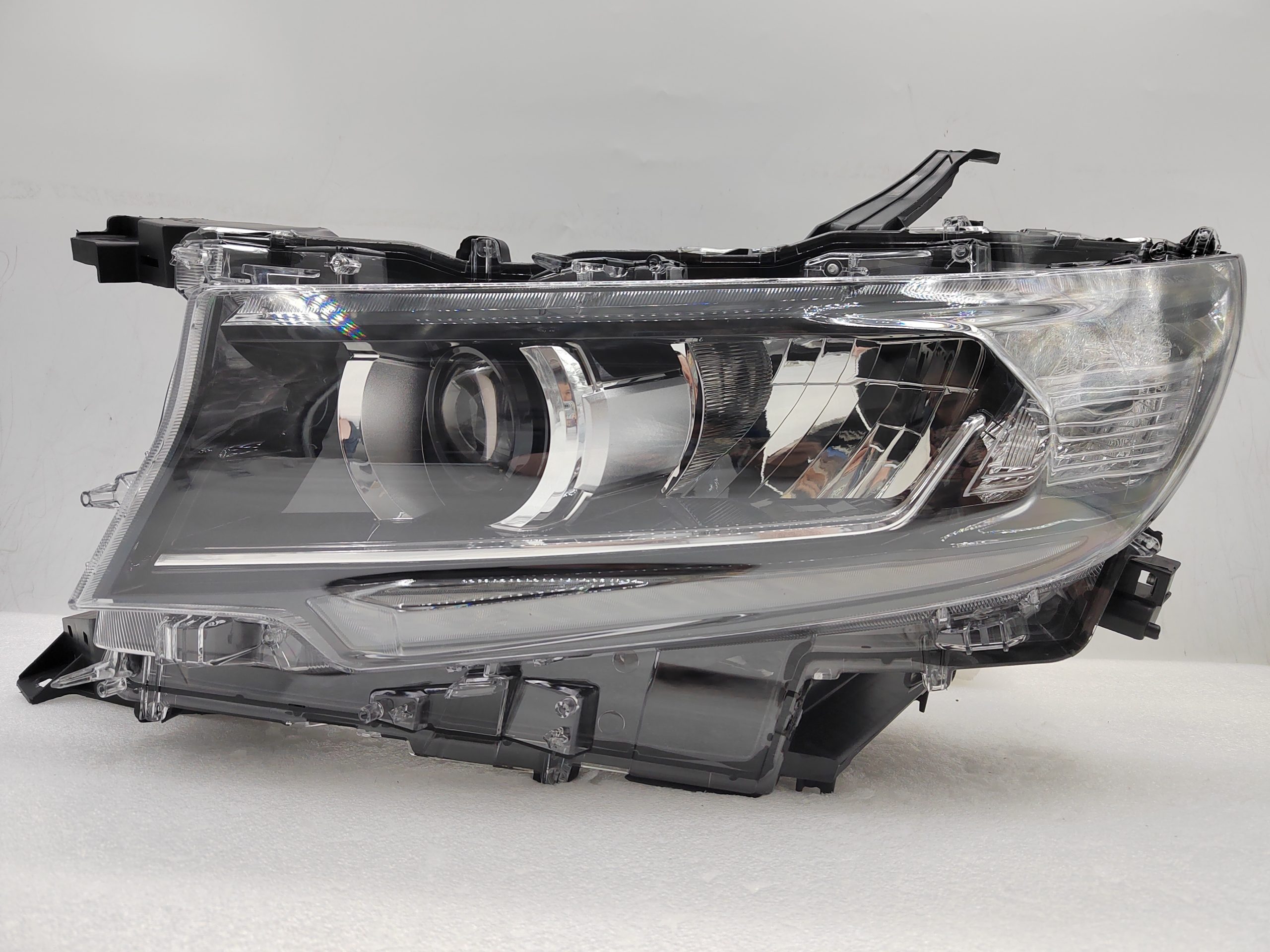 TOYOTA LANDCRUISER PRADO 150 GDJ150R 2018-2022 LED L.H.S HEADLIGHT ASSEMBLY