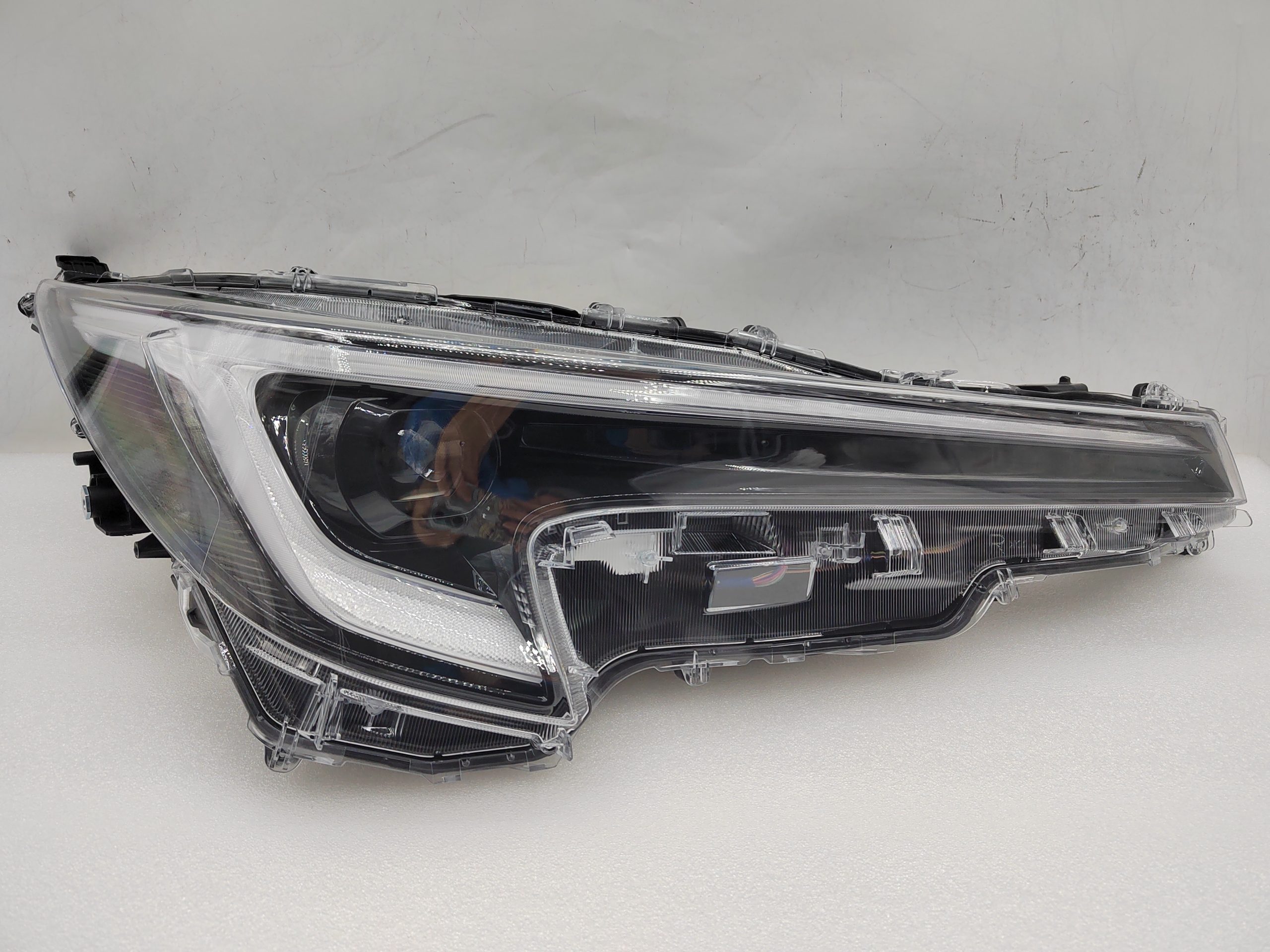 TOYOTA COROLLA 2022-2024 LED R.H.S HEADLIGHT ASSEMBLY