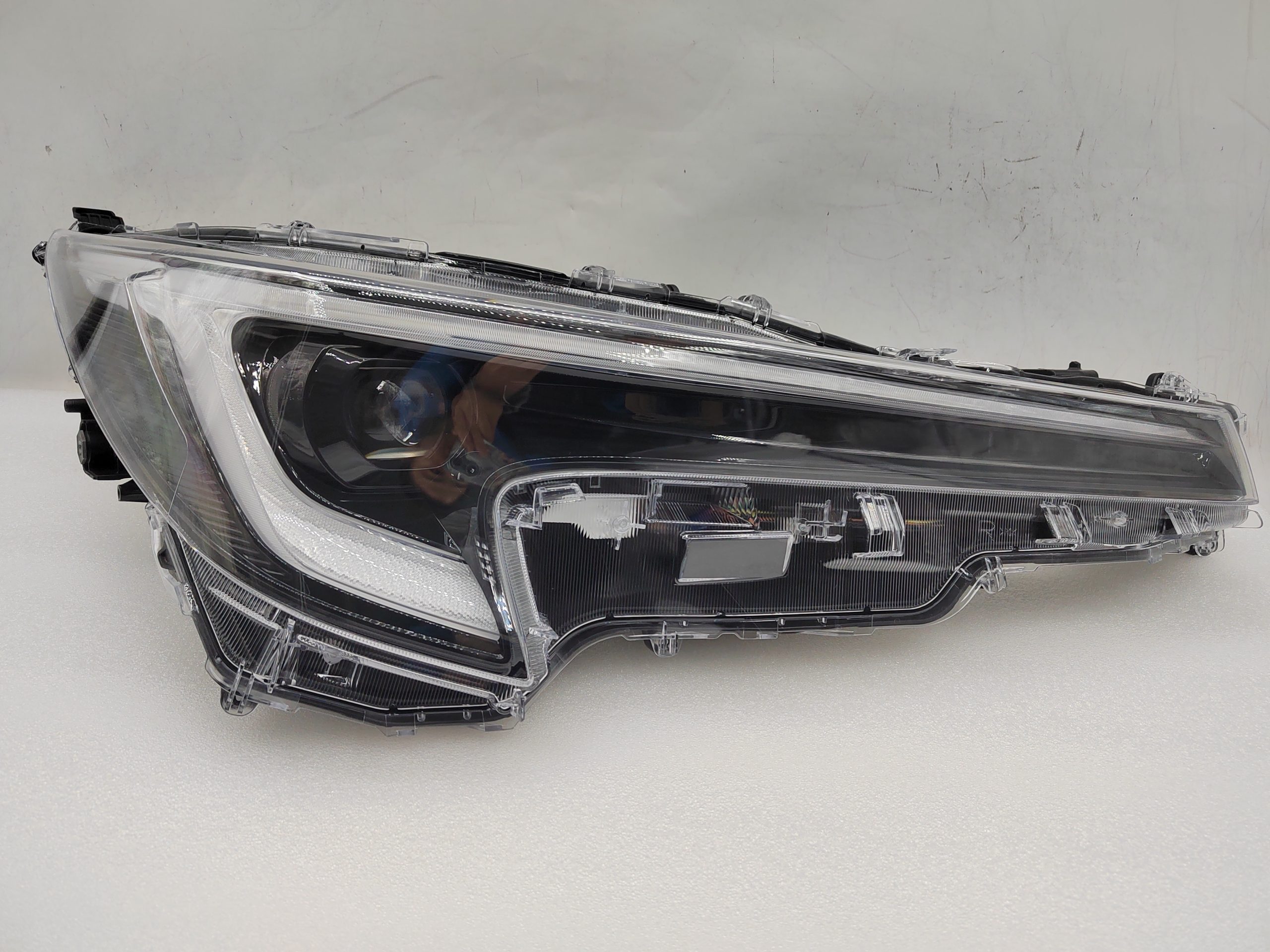 TOYOTA COROLLA 2022-2024 LED R.H.S HEADLIGHT ASSEMBLY