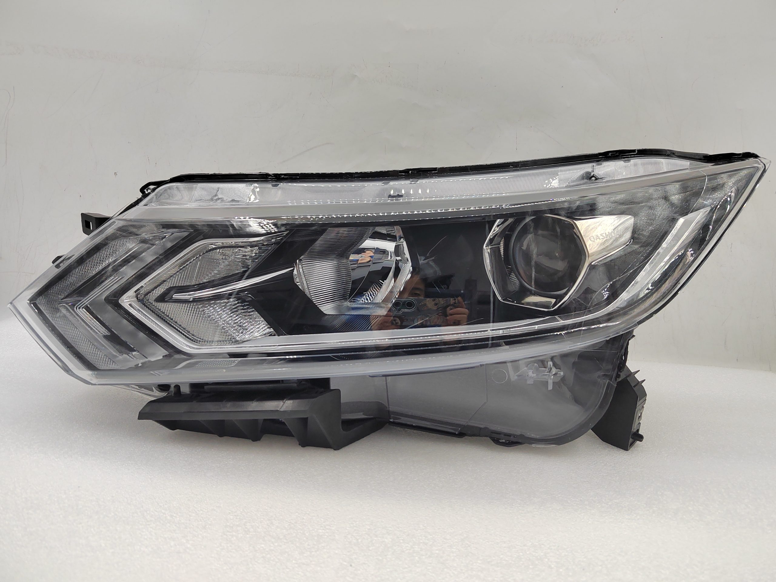 NISSAN QASHQAI J11 2017-2020 HALOGEN L.H.S HEADLIGHT ASSEMBLY
