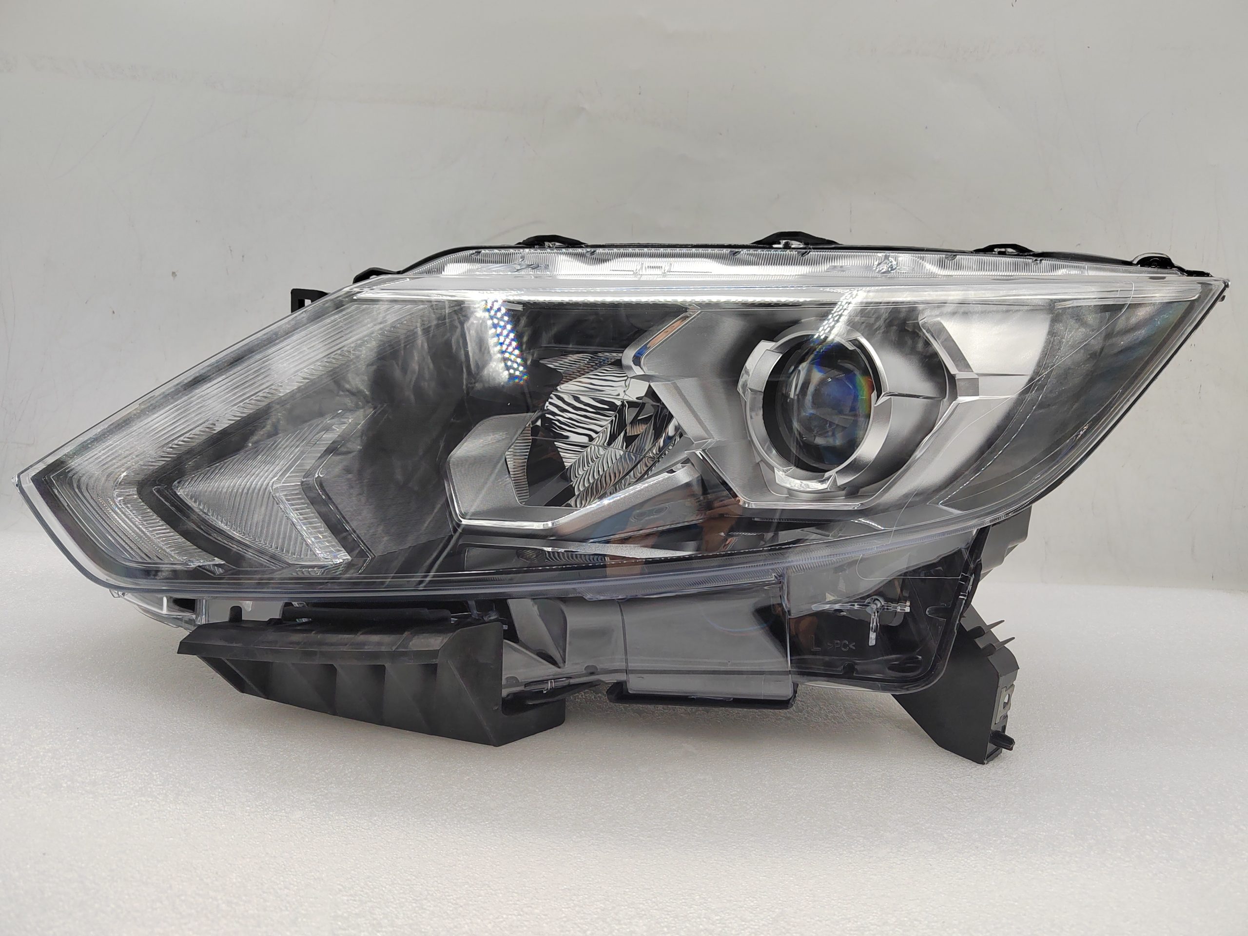 NISSAN QASHQAI J11 2014-2016 LED L.H.S HEADLIGHT ASSEMBLY