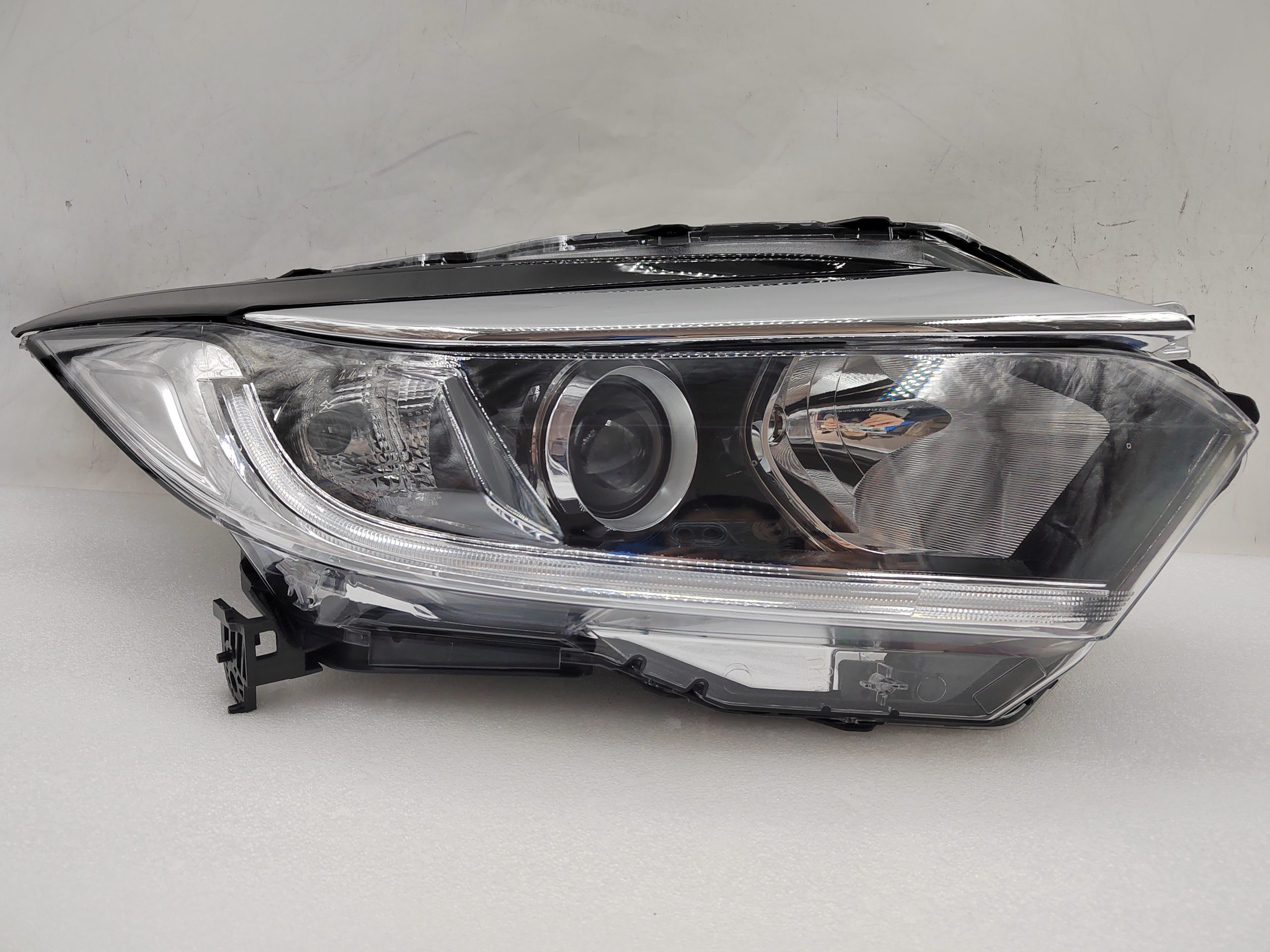 HONDA HR-V 2019-2021 HALOGEN R.H.S HEADLIGHT ASSEMBLY