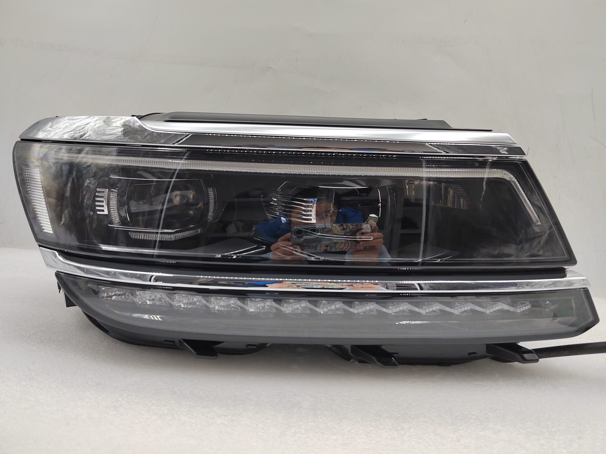 VOLKSWAGEN TIGUAN 2017-2020 LED R.H.S HEADLIGHT ASSEMBLY