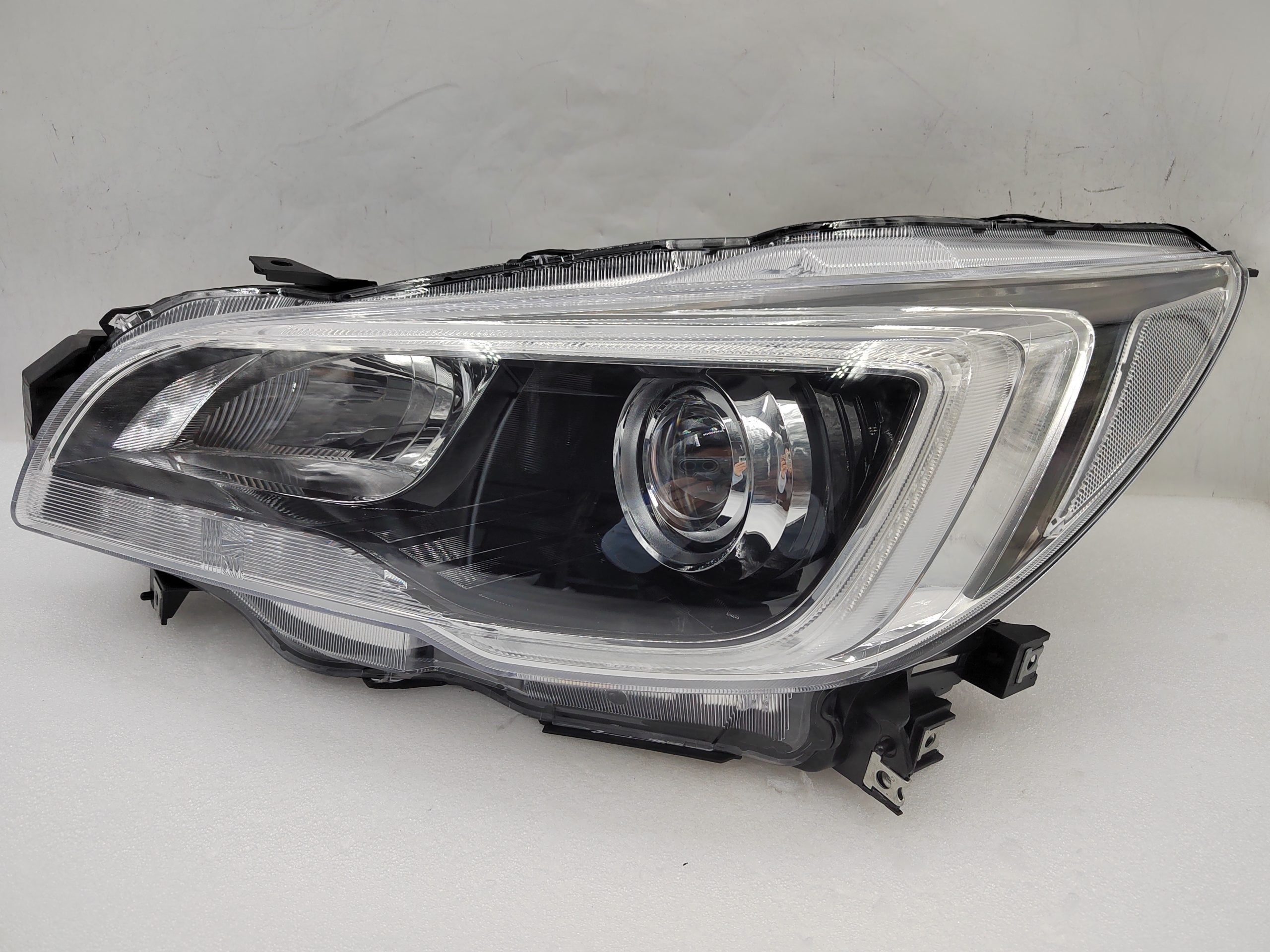 SUBARU LIBERTY OUTBACK 2015-2017 LED L.H.S HEADLIGHT ASSEMBLY
