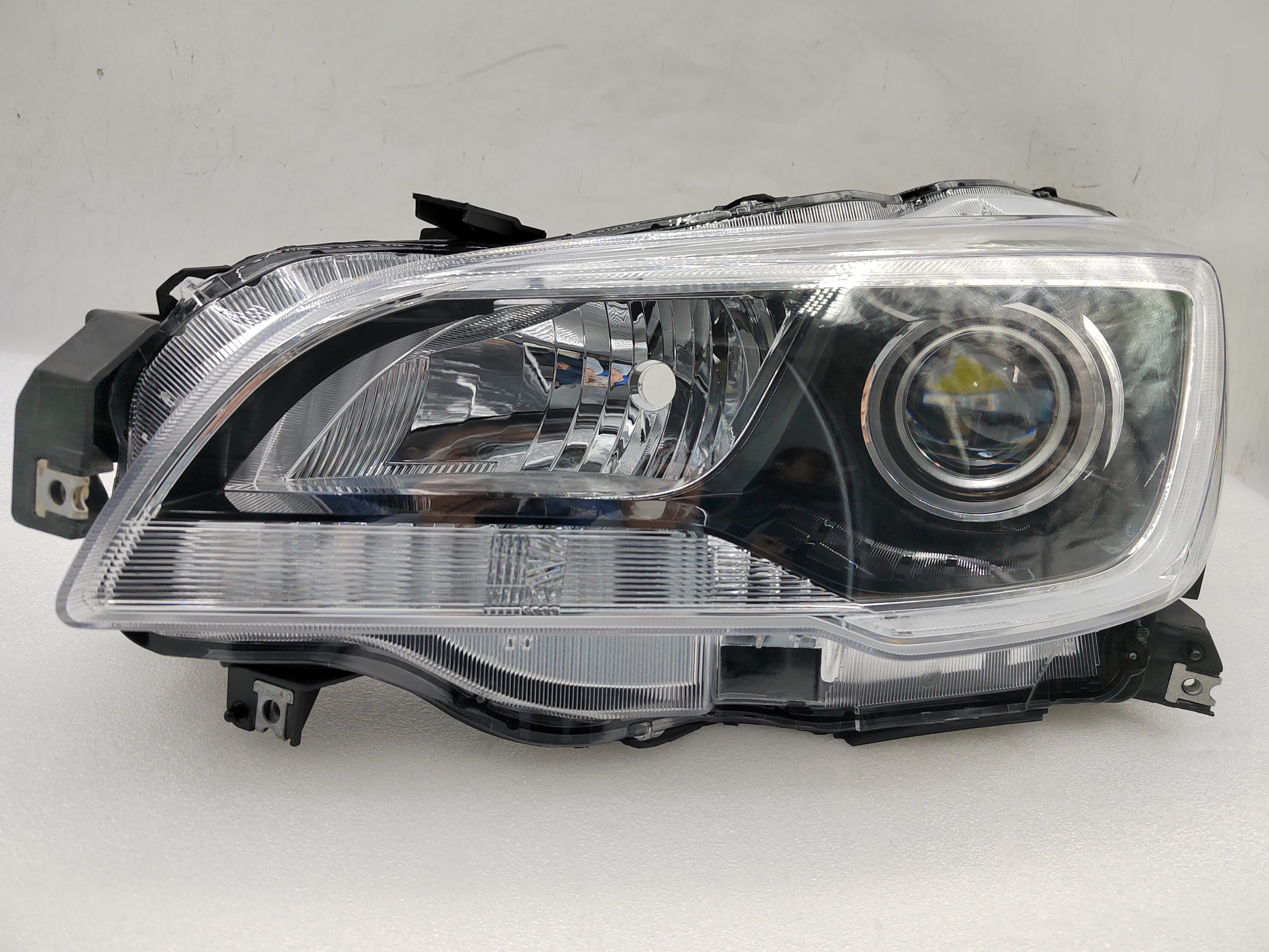 SUBARU LIBERTY OUTBACK 2015-2017 LED L.H.S HEADLIGHT ASSEMBLY