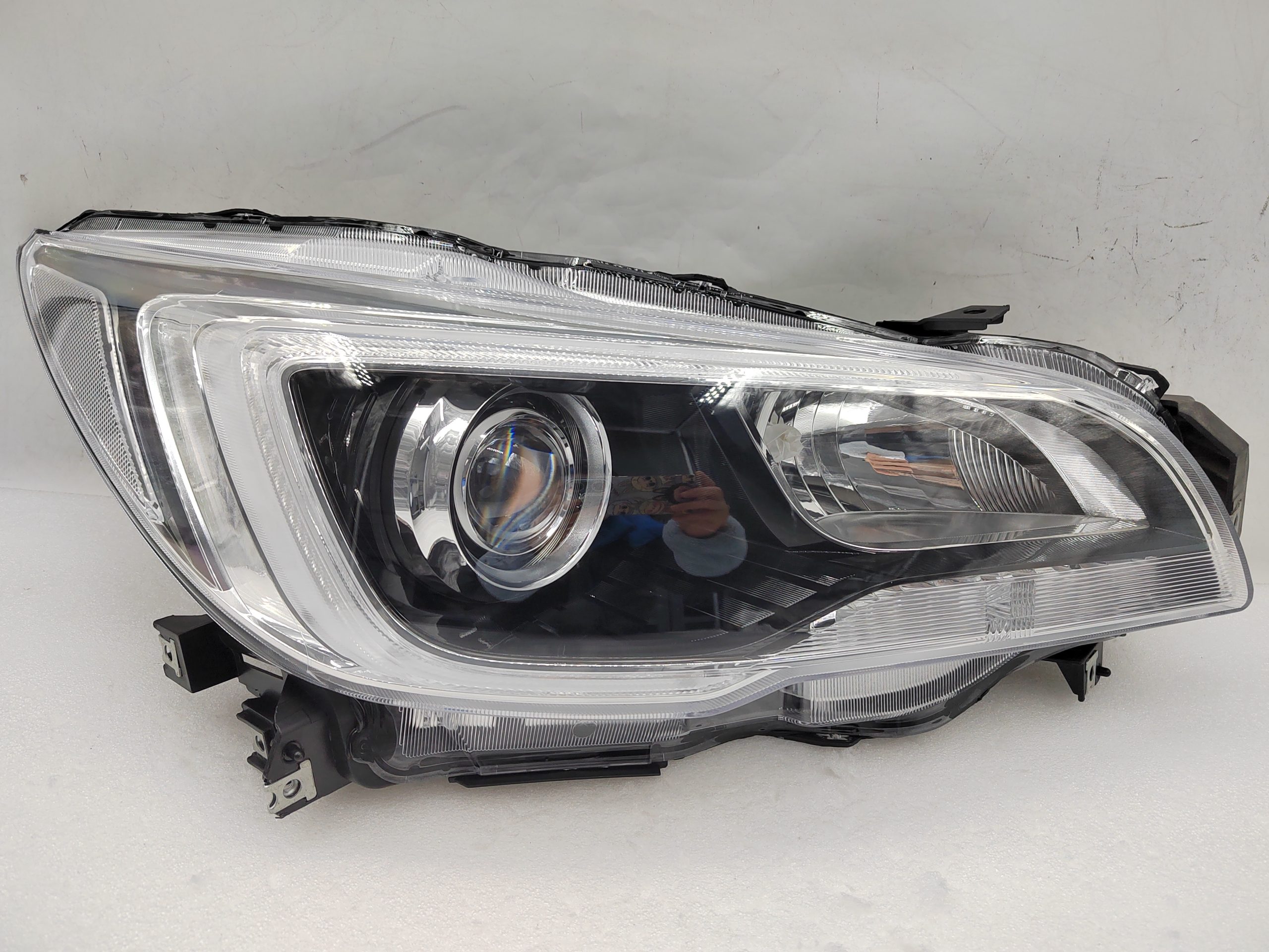 SUBARU LIBERTY OUTBACK 2015-2017 LED R.H.S HEADLIGHT ASSEMBLY
