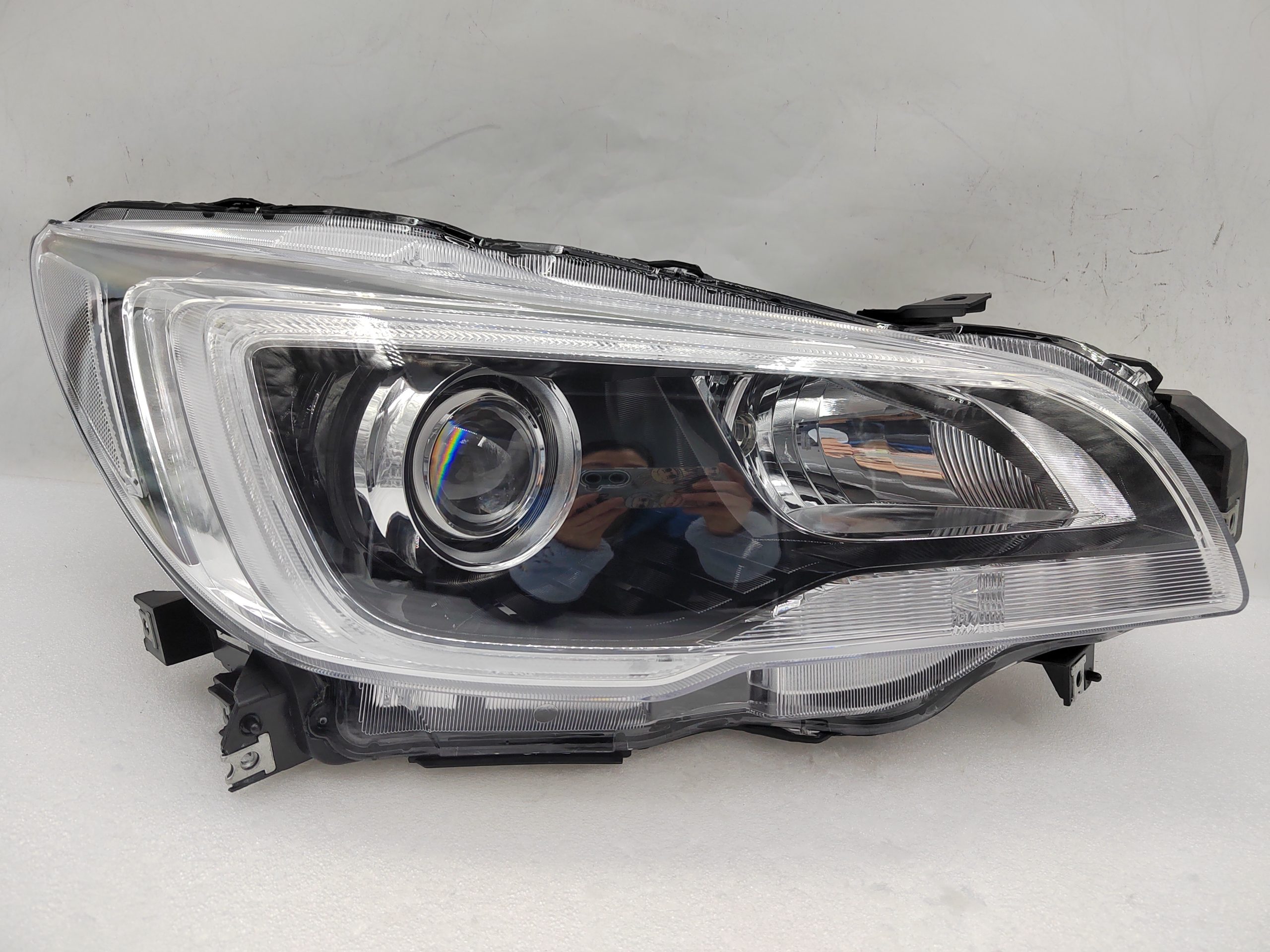 SUBARU LIBERTY OUTBACK 2015-2017 LED R.H.S HEADLIGHT ASSEMBLY