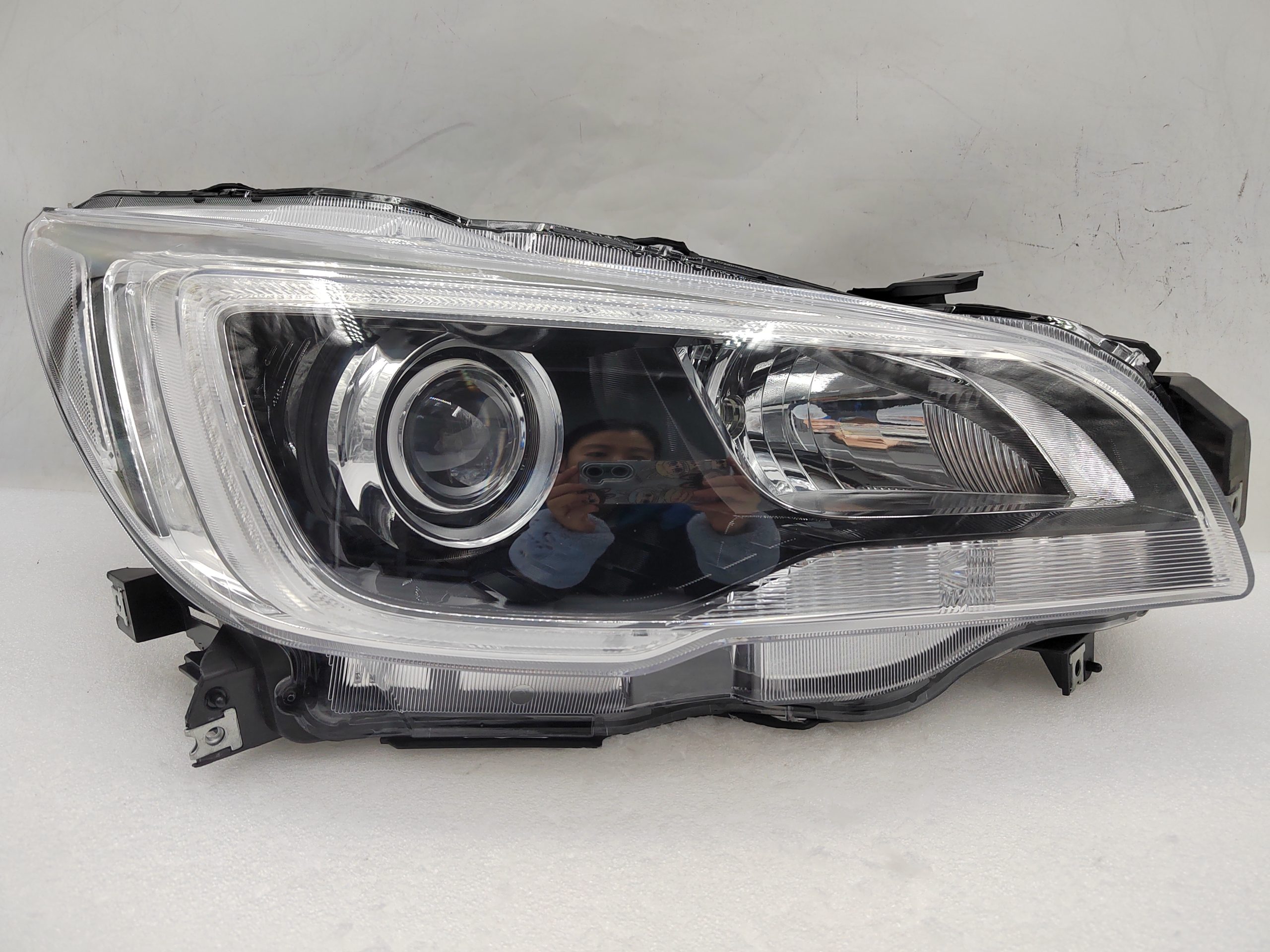 SUBARU LIBERTY OUTBACK 2015-2017 LED R.H.S HEADLIGHT ASSEMBLY