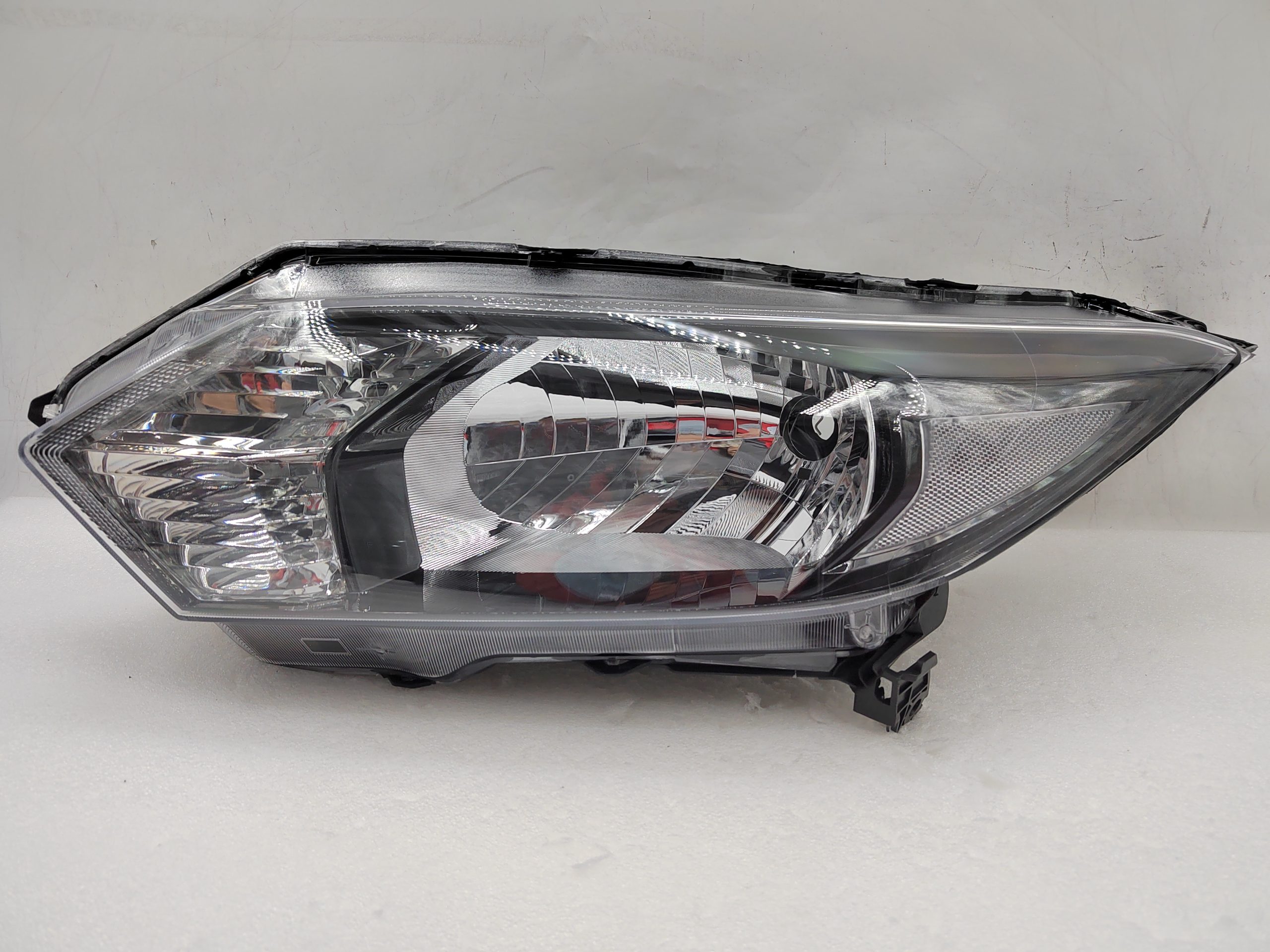HONDA HR-V 2015-2018 HALOGEN L.H.S HEADLIGHT ASSEMBLY