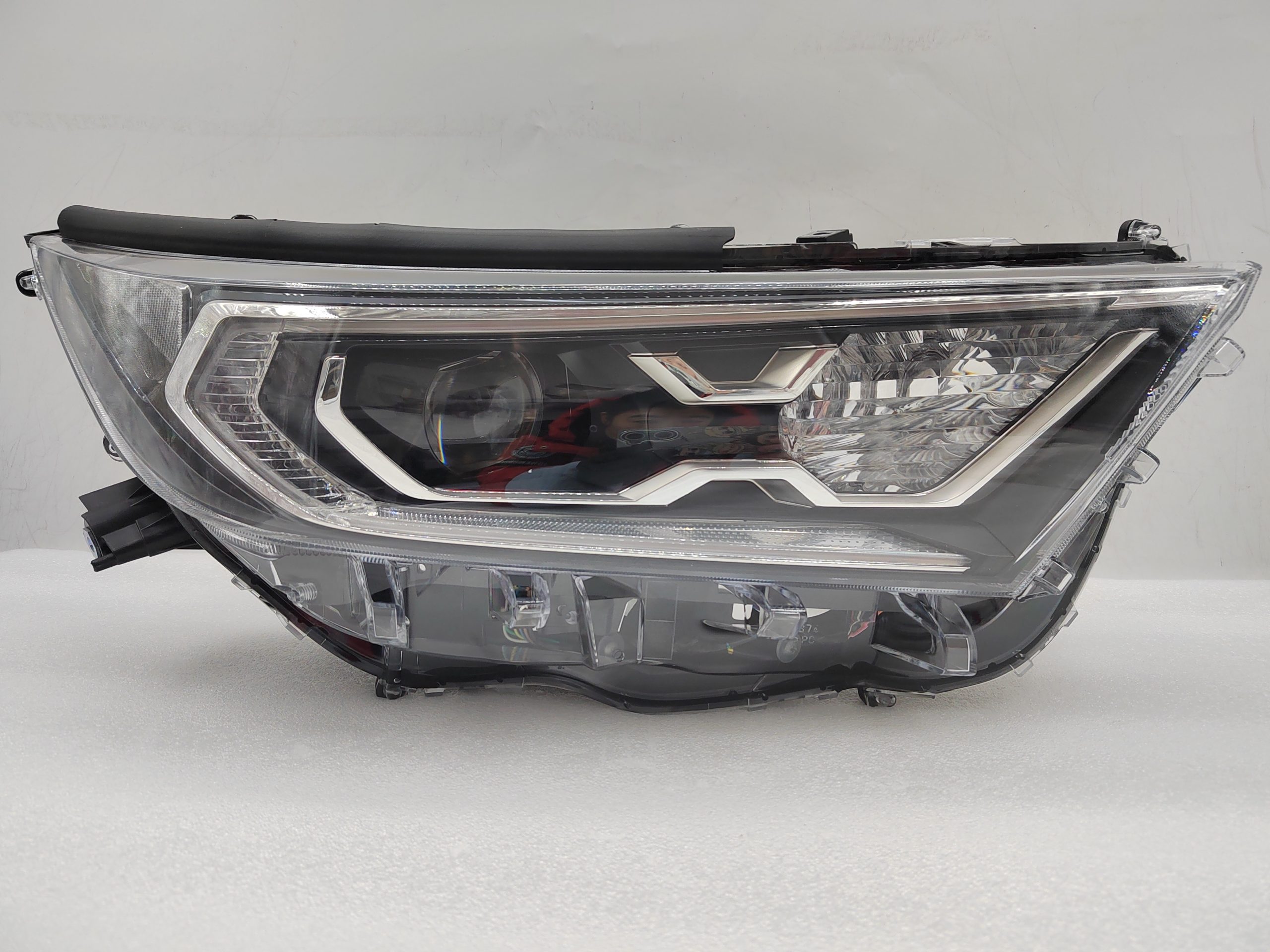 TOYOTA RAV4 V XA50 2019-2021 LED R.H.S HEADLIGHT ASSEMBLY