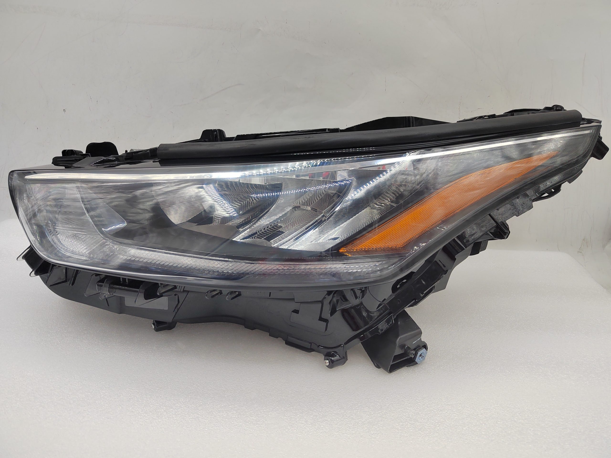 TOYOTA KLUGER 2020-2023 LED L.H.S HEADLIGHT ASSEMBLY