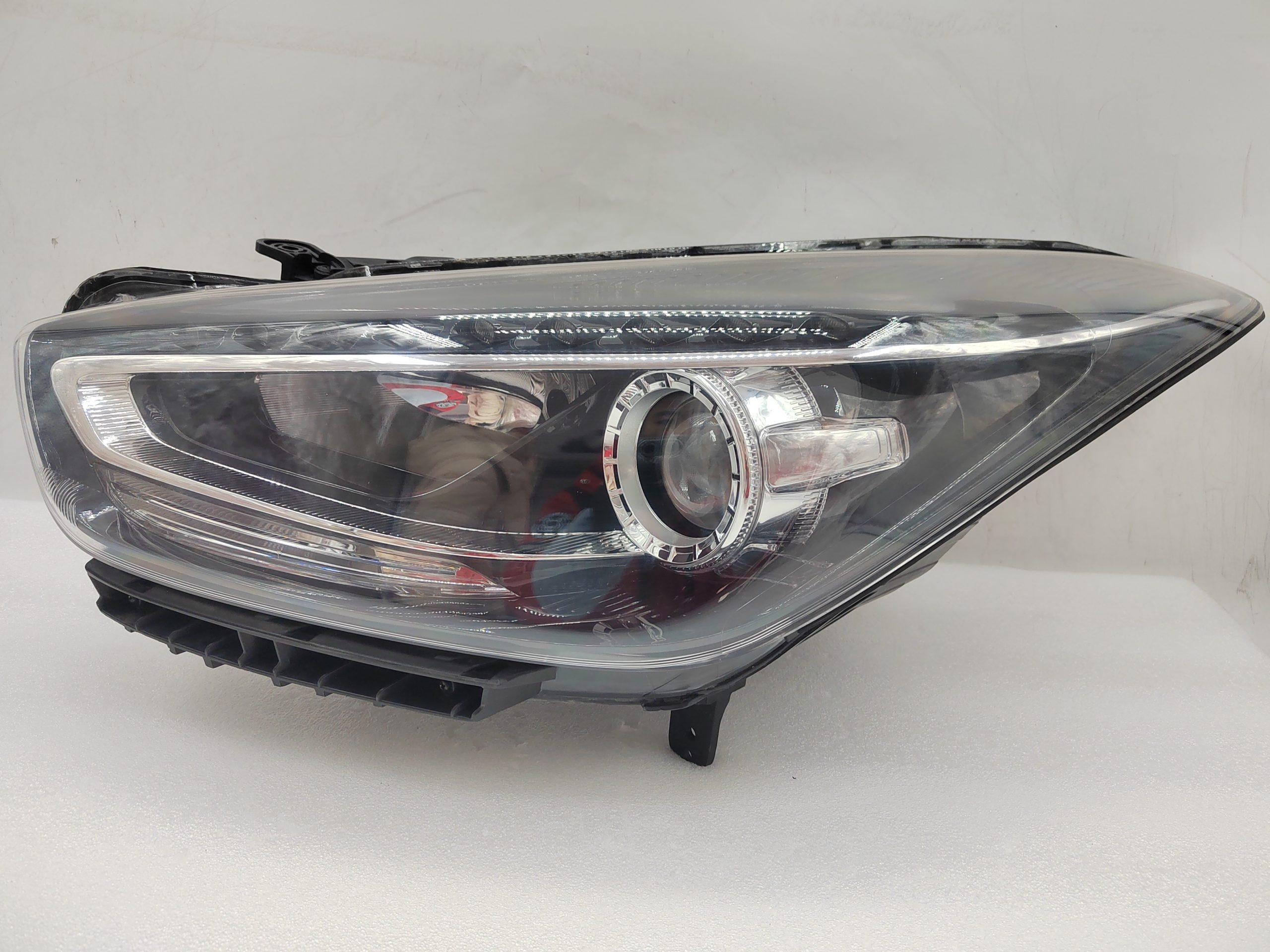 HYUNDAI I40 2016-2019 HALOGEN L.H.S HEADLIGHT ASSEMBLY