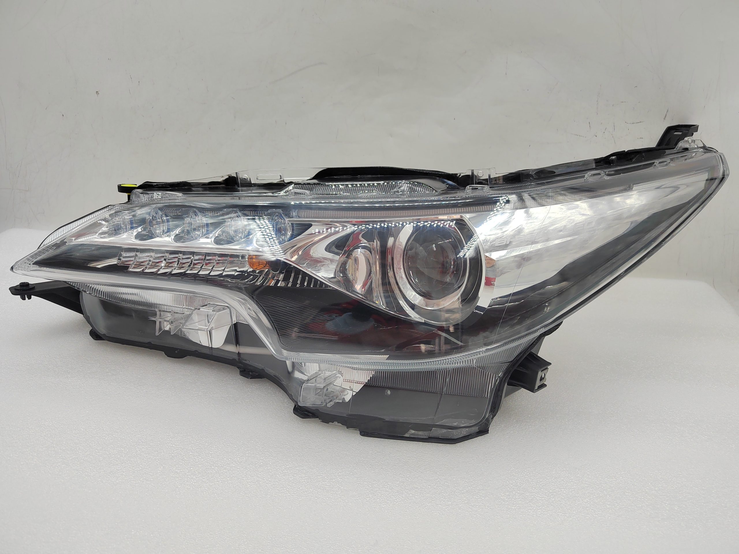 TOYOTA FORTUNER 2 AN160 2016-2020 LED L.H.S HEADLIGHT ASSEMBLY