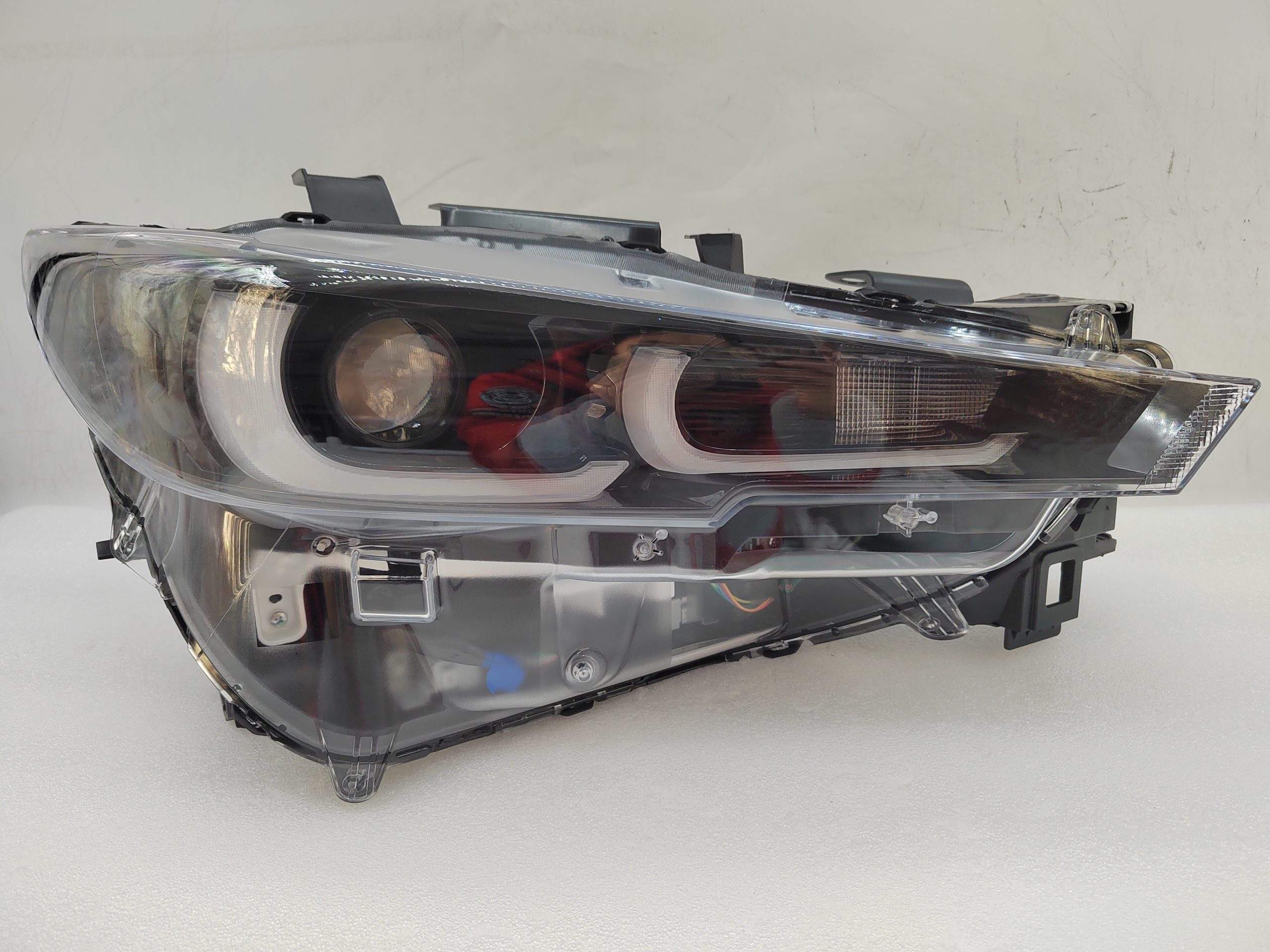 MAZDA CX-5 2022-2024 LED R.H.S HEADLIGHT ASSEMBLY