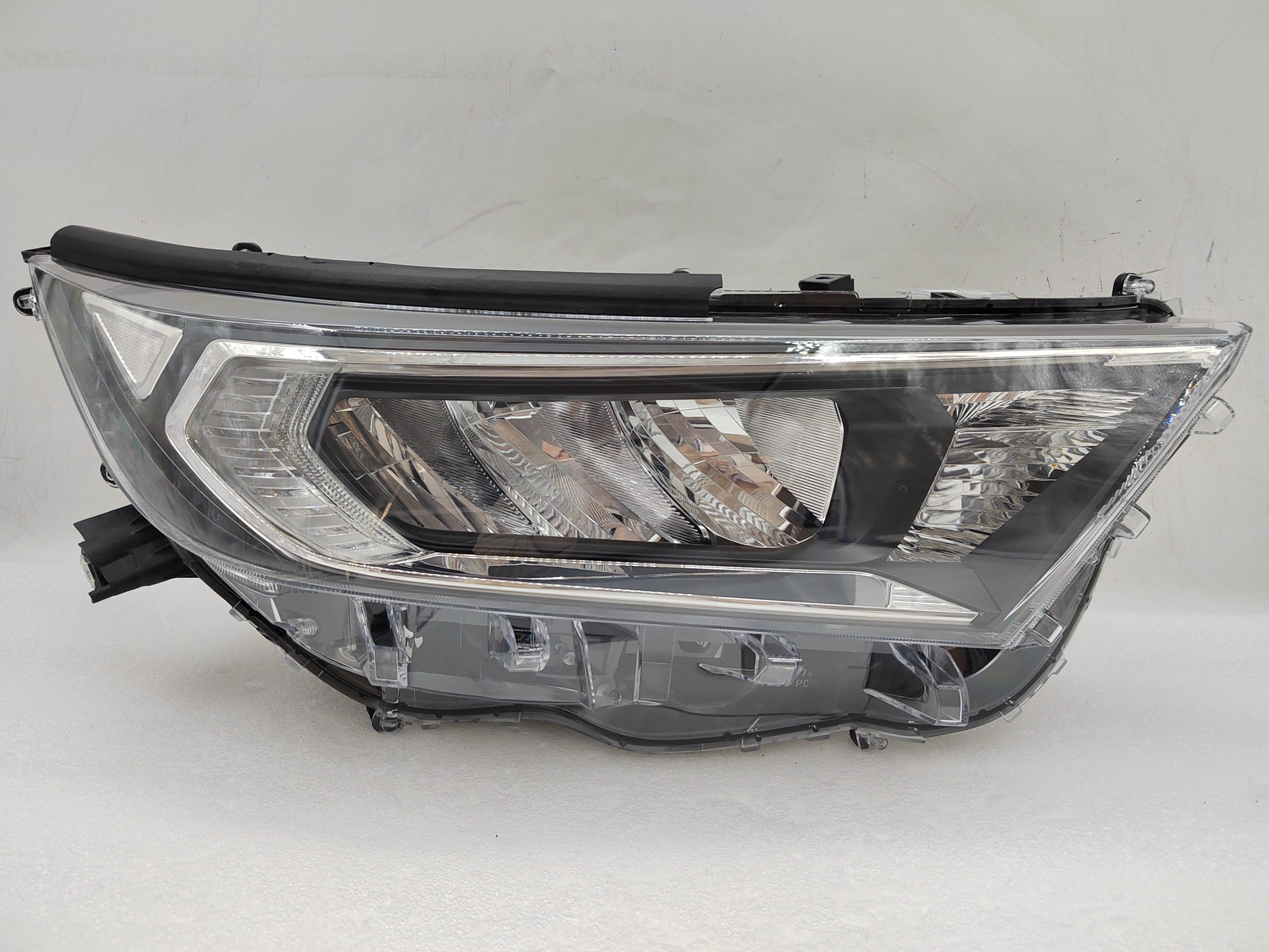 TOYOTA RAV4 V XA50 2019-2021 LED R.H.S HEADLIGHT ASSEMBLY