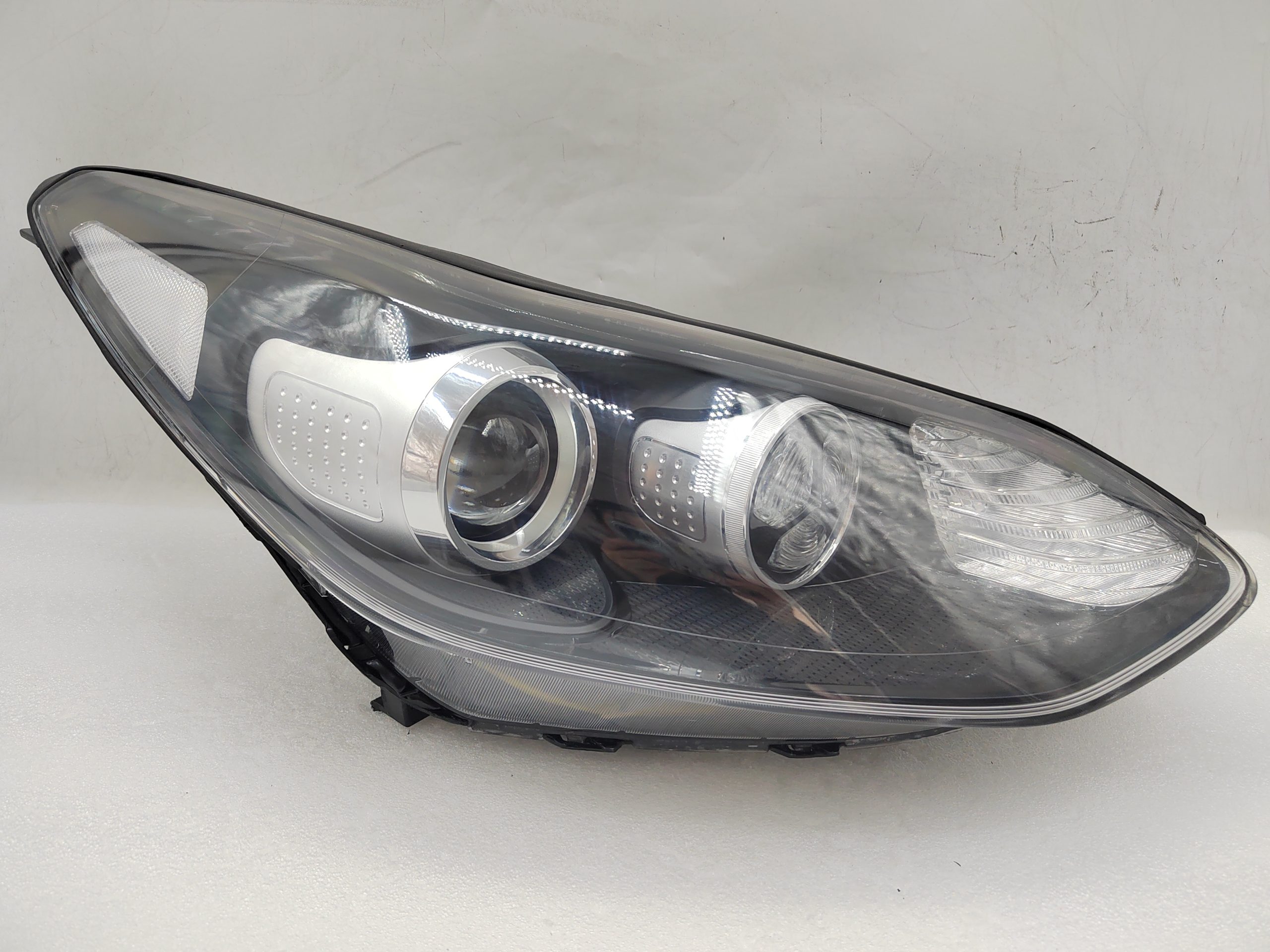 KIA SPORTAGE 2016-2021 HALOGEN R.H.S HEADLIGHT ASSEMBLY