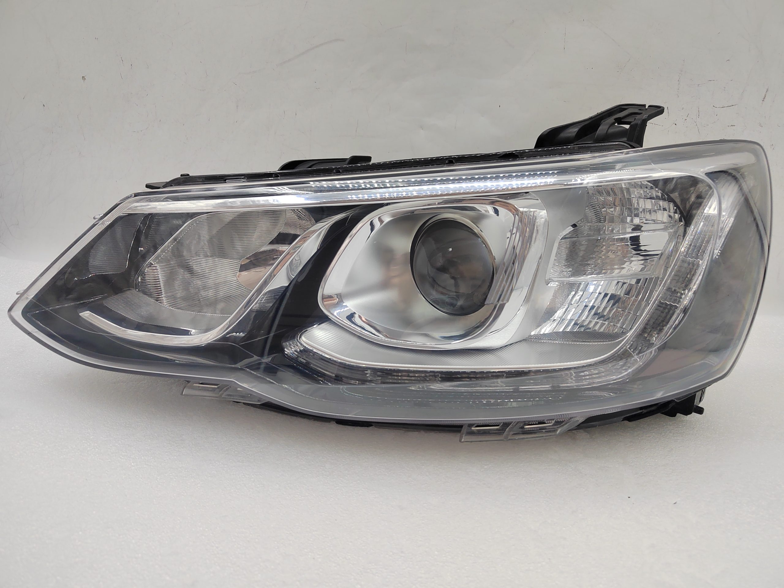 HOLDEN BARINA 2017-2019 HALOGEN L.H.S HEADLIGHT ASSEMBLY