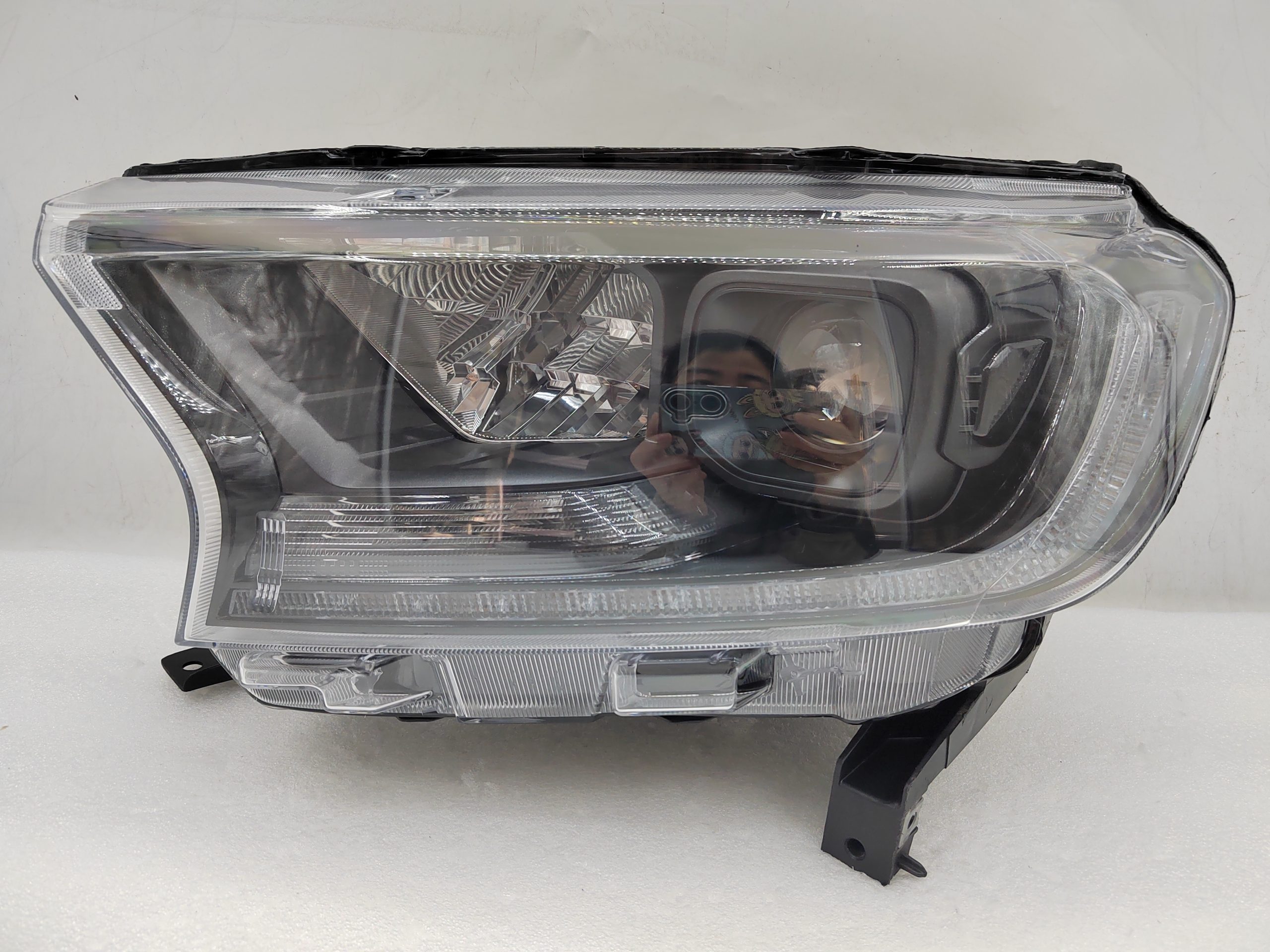 FORD EVEREST RANGER 2020-2021 LED L.H.S HEADLIGHT ASSEMBLY