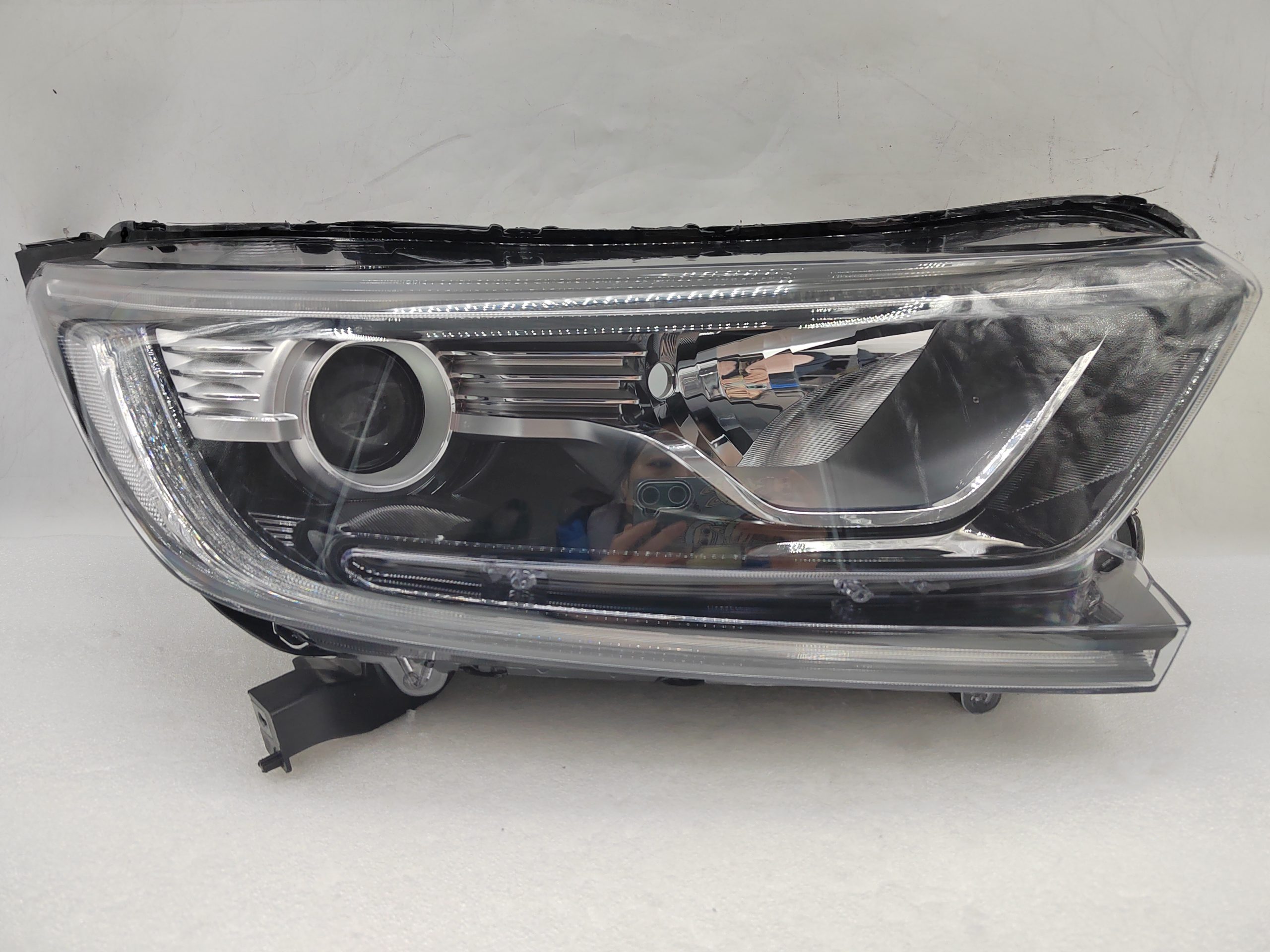 HONDA CR-V 2017-2022 HALOGEN R.H.S HEADLIGHT ASSEMBLY
